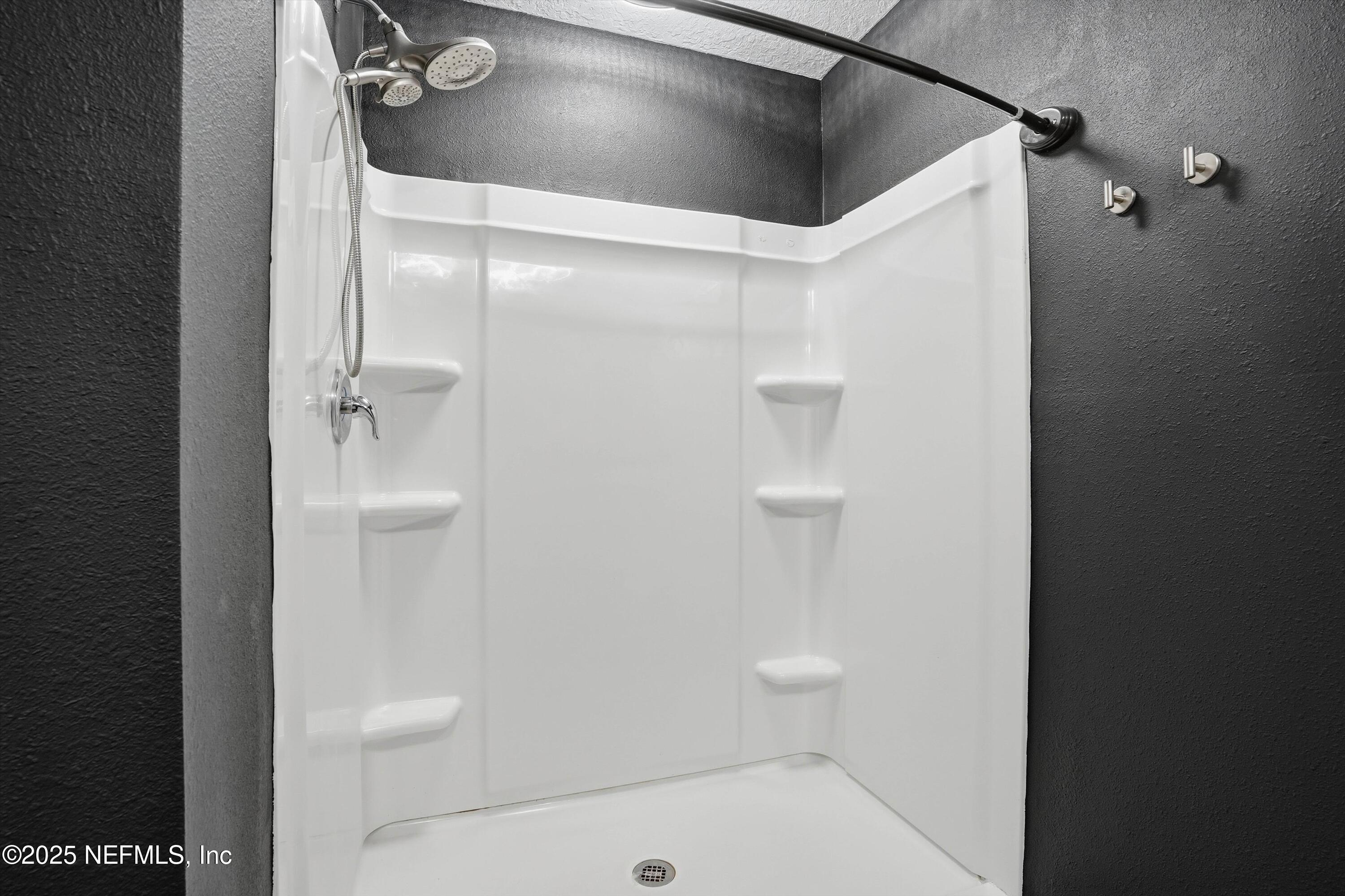 38 HULETT WOODS Road