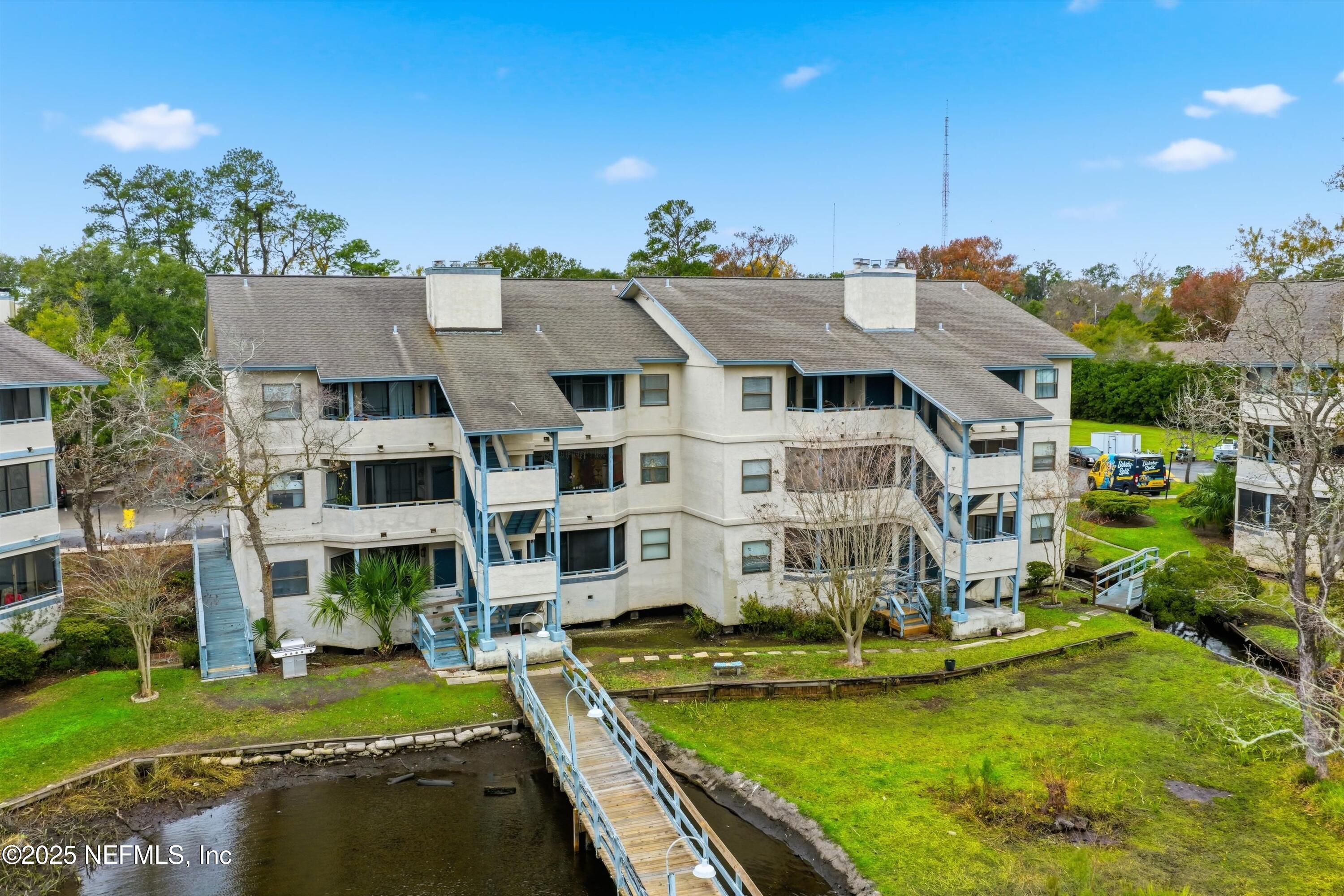 5615 SAN JUAN Avenue 309