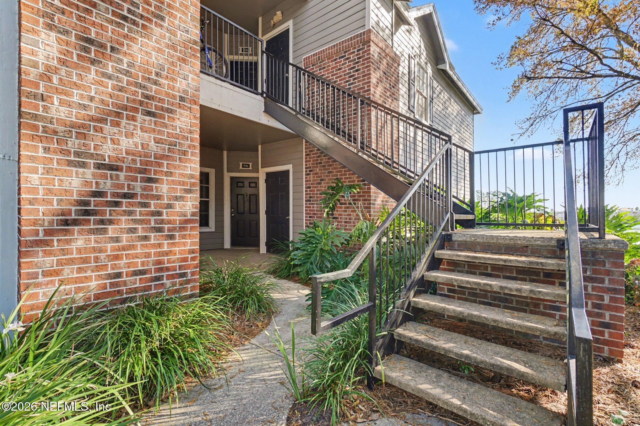 10000 GATE Parkway 916