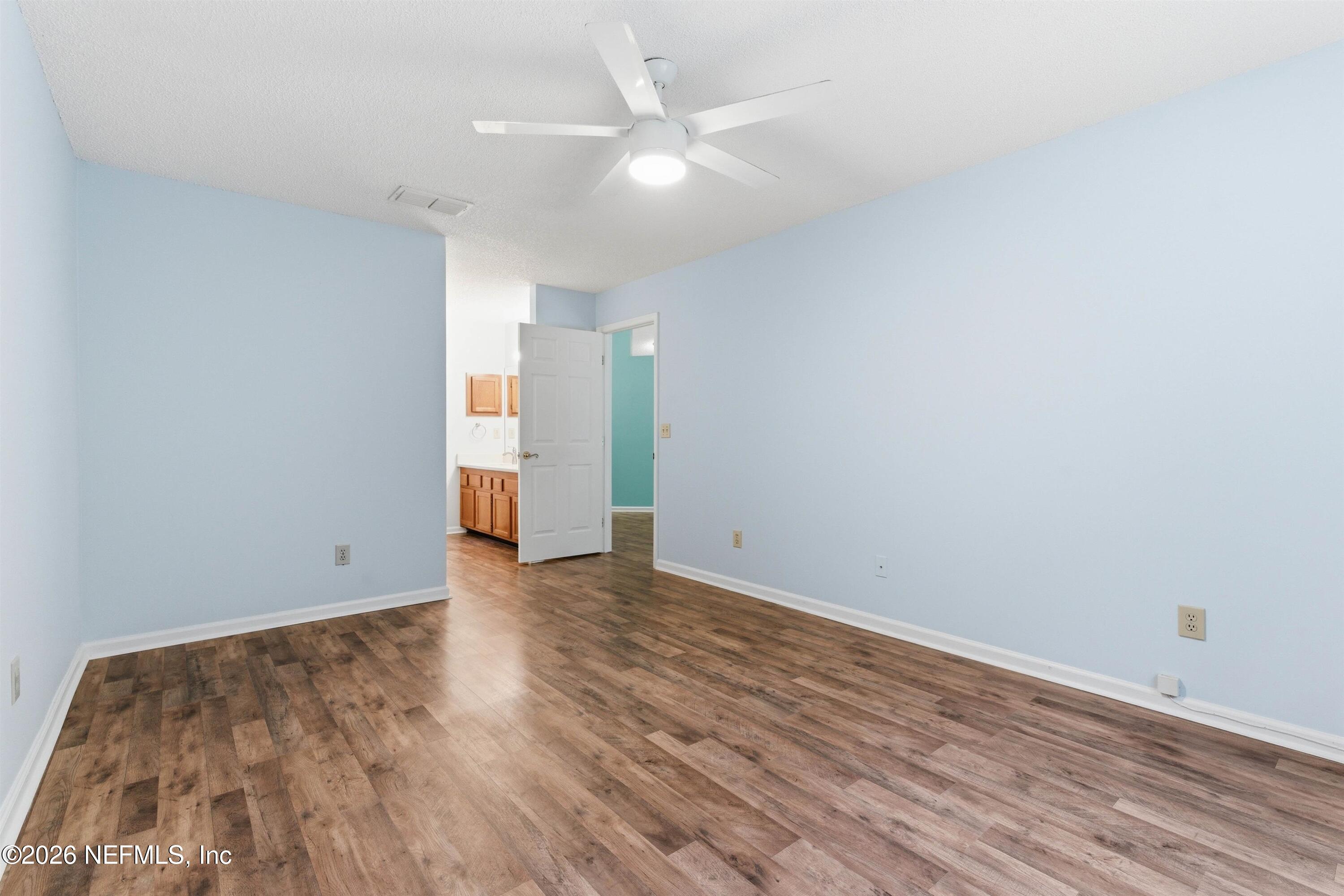 5572 BLUE PACIFIC Drive