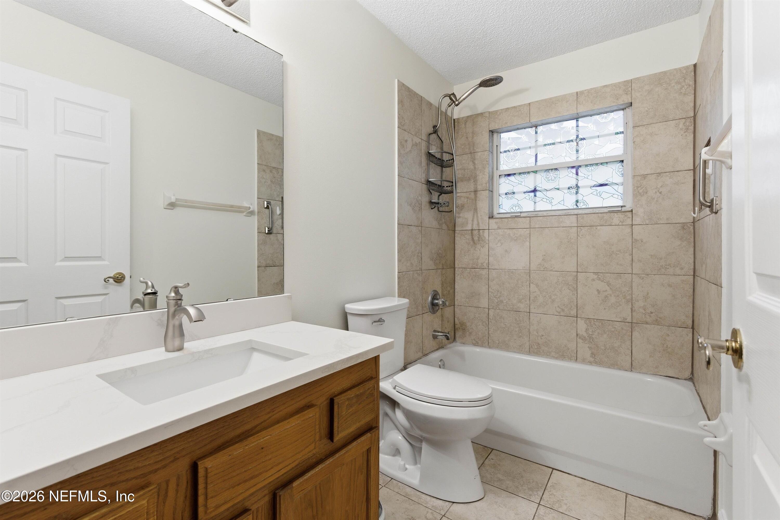 5572 BLUE PACIFIC Drive