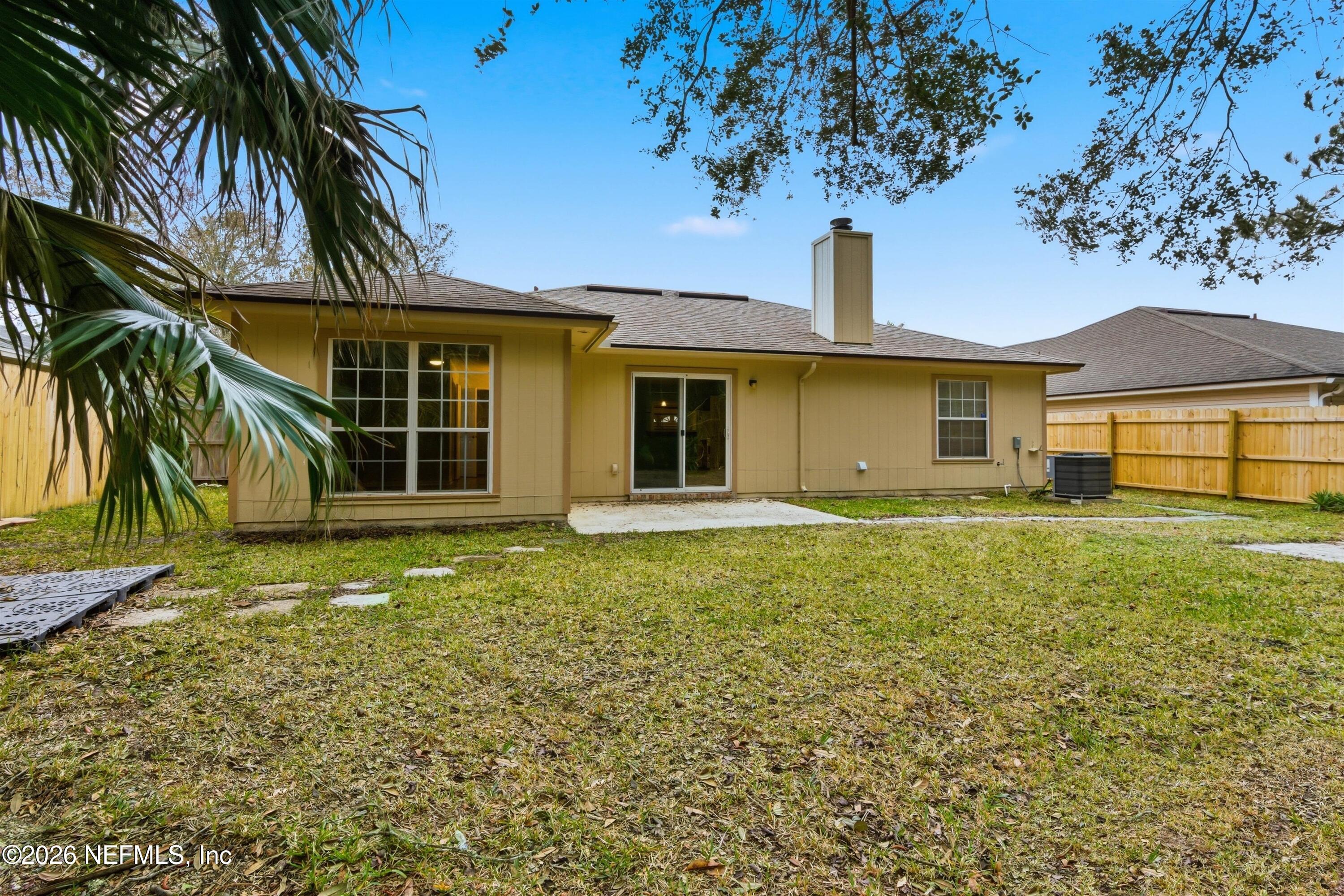 5572 BLUE PACIFIC Drive