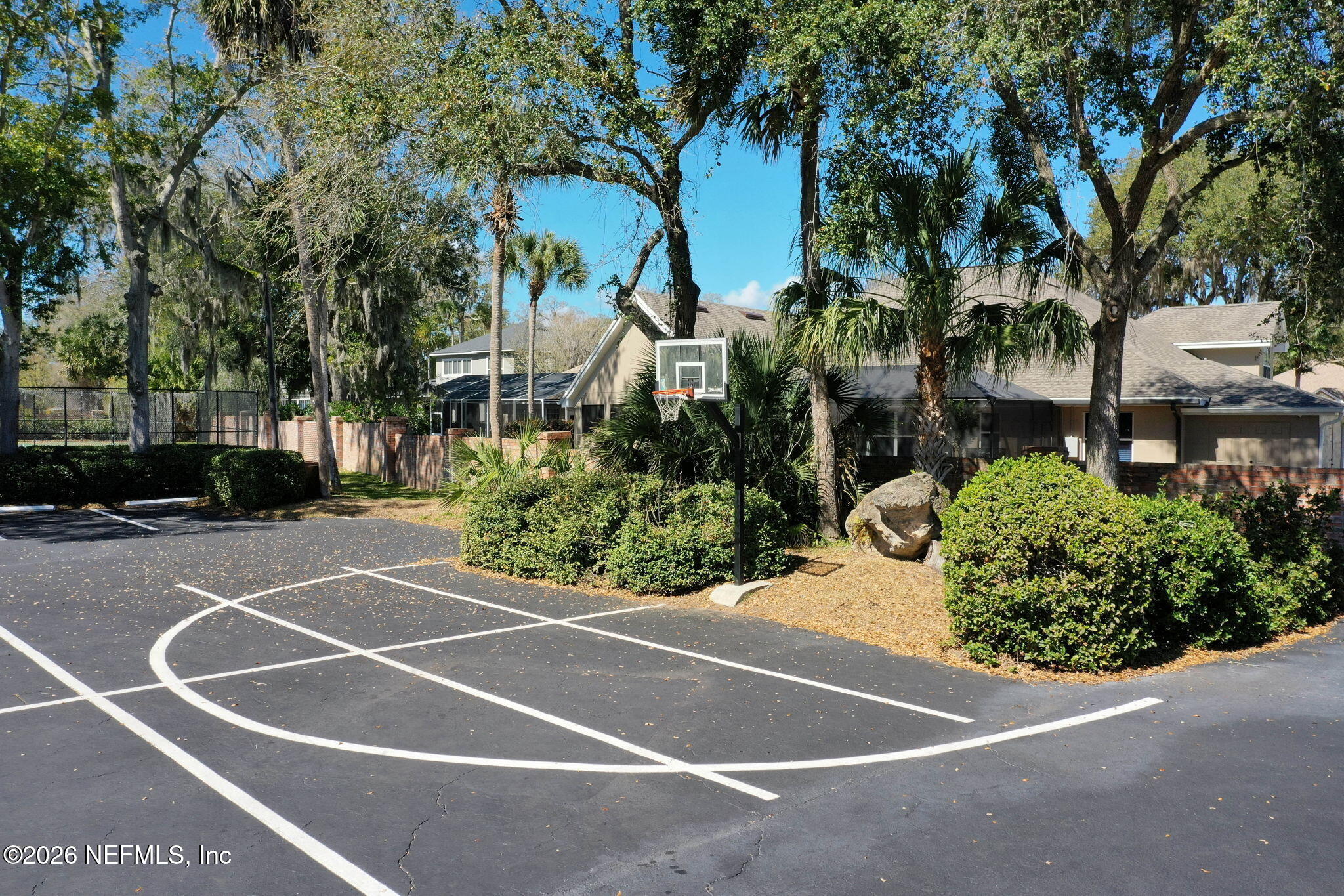2 OSCELOT Court