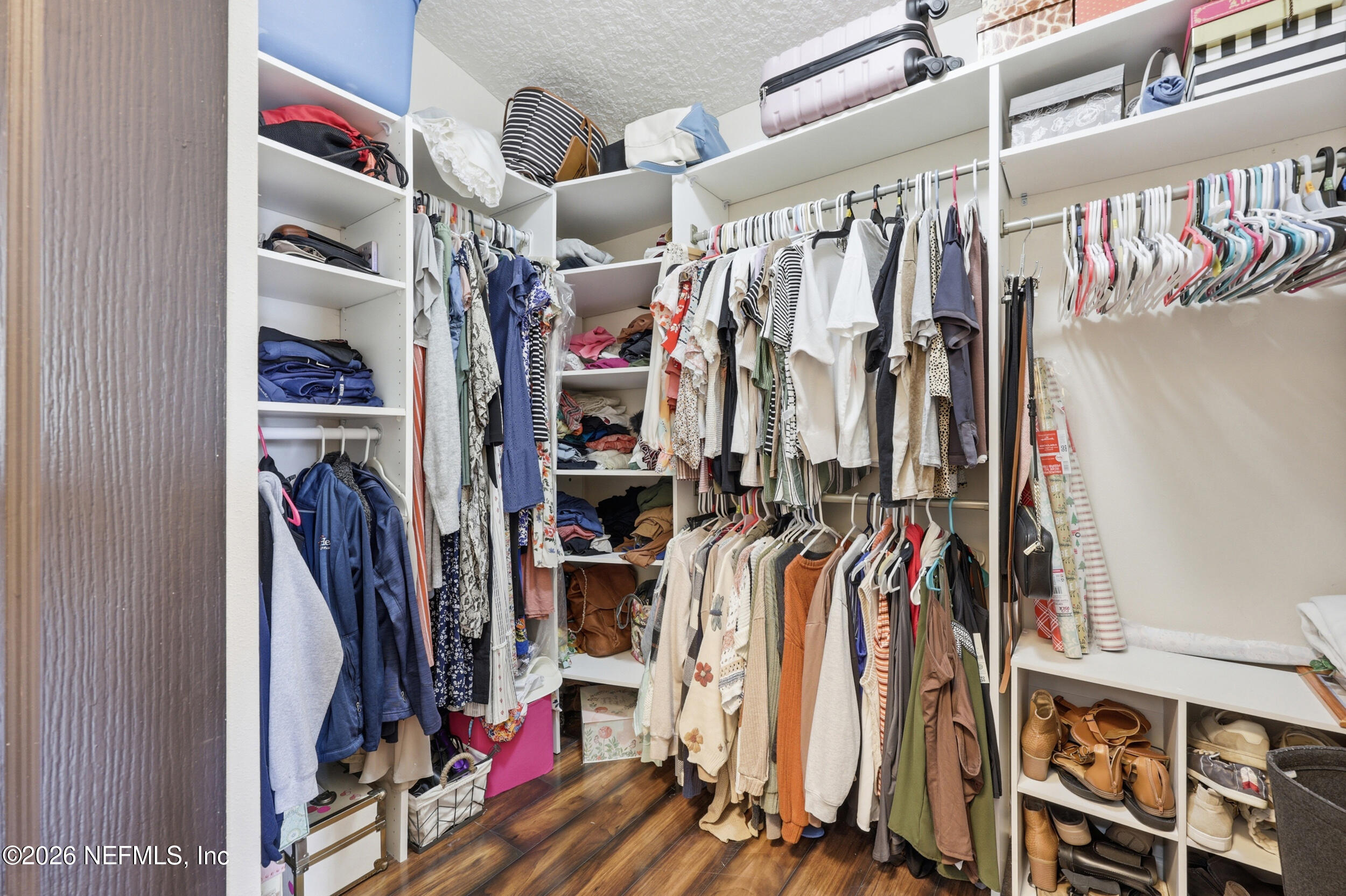 2532 CRESTDALE Court