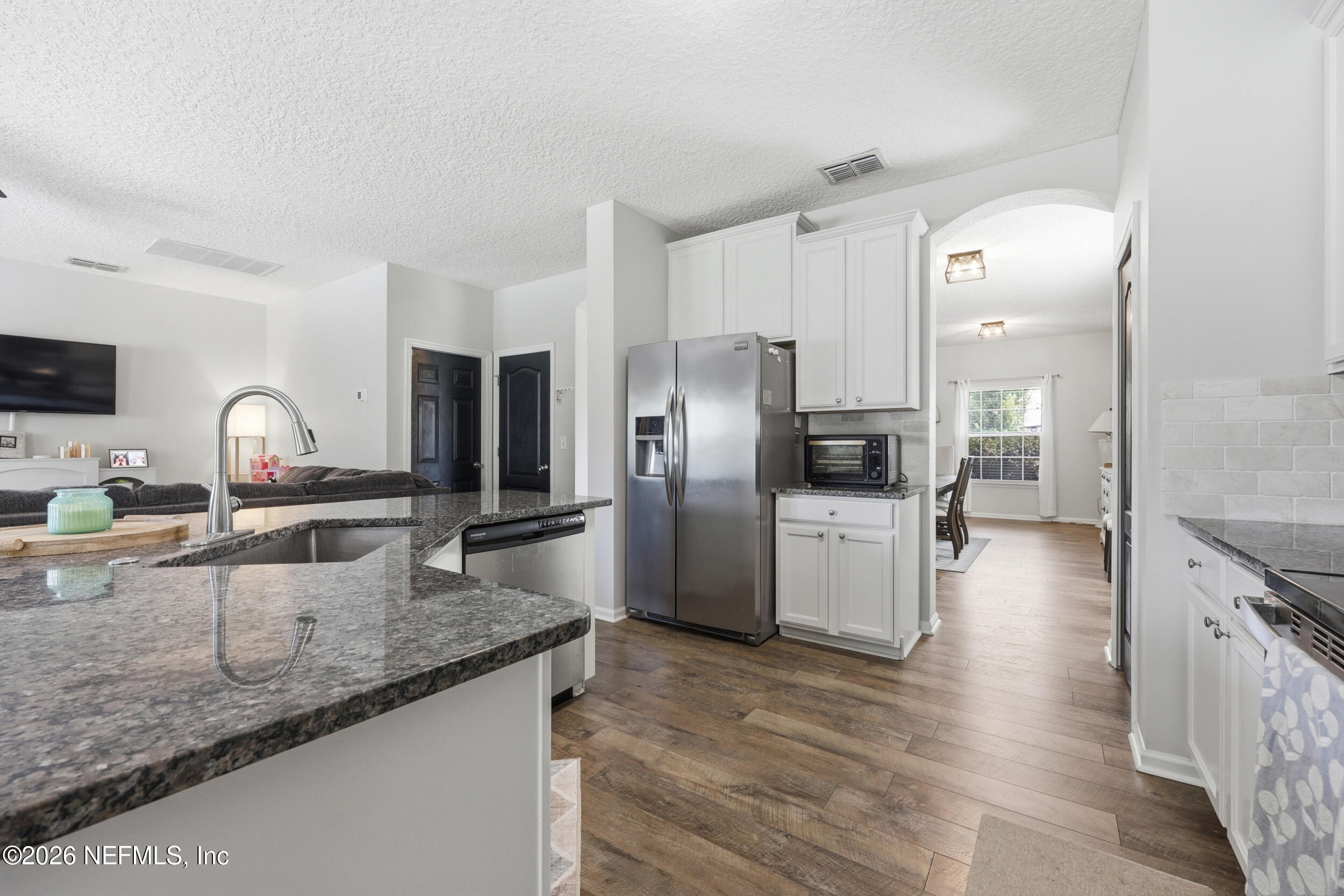 2532 CRESTDALE Court