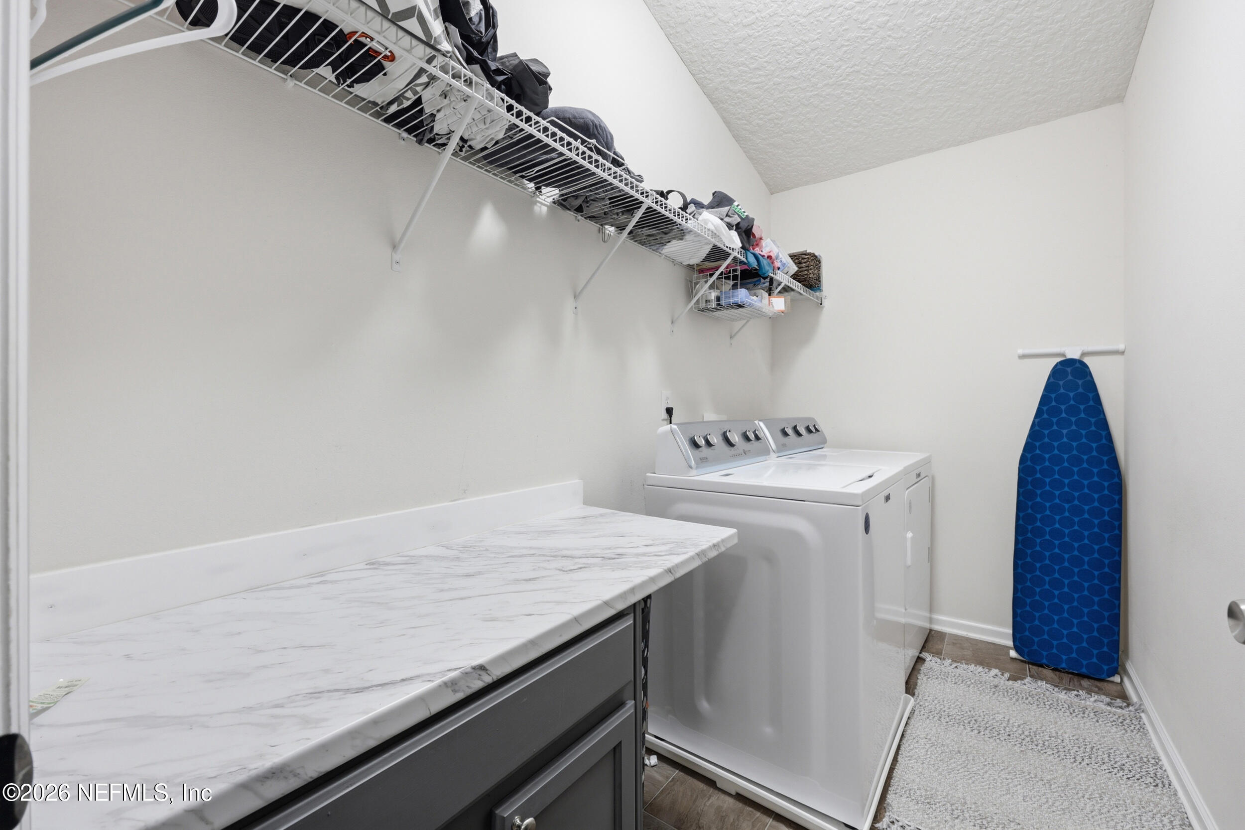 2532 CRESTDALE Court