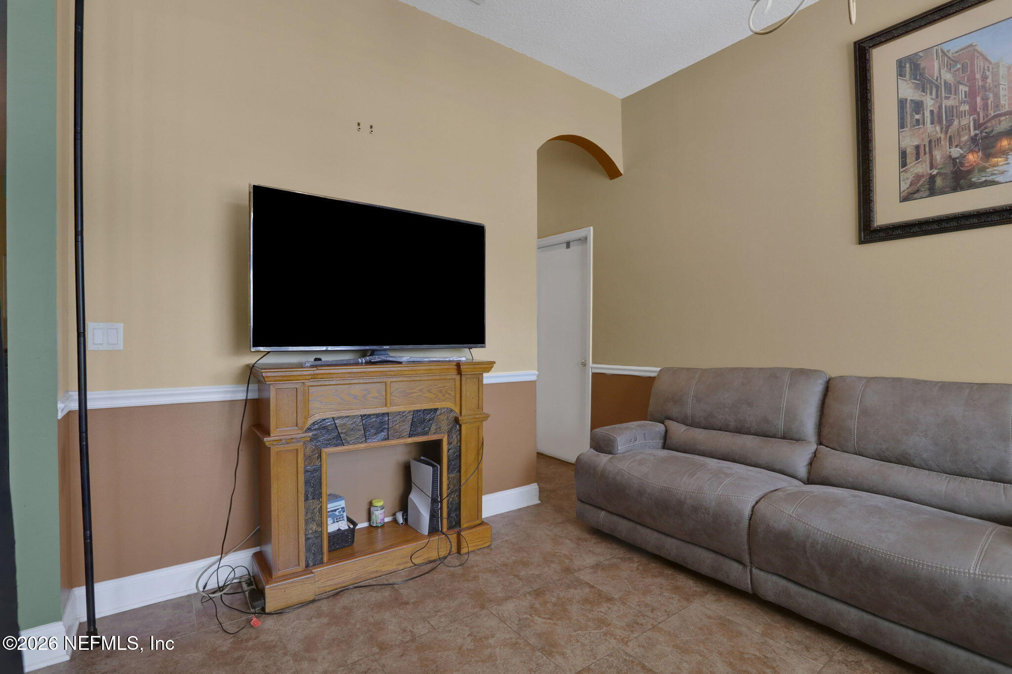 13745 VICTORIA LAKES Drive