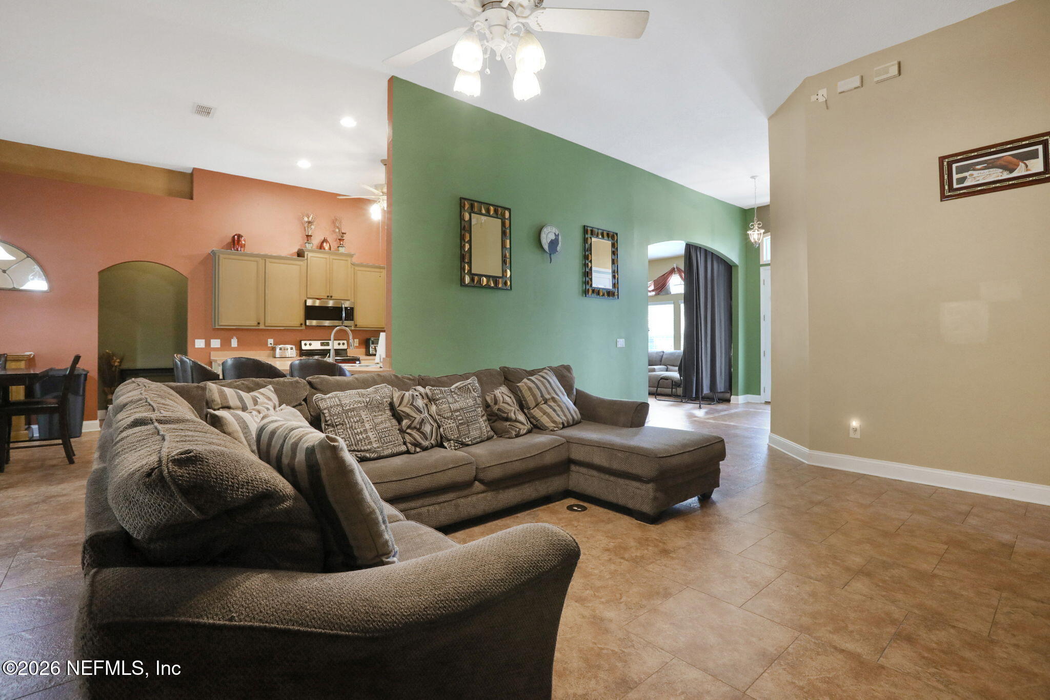 13745 VICTORIA LAKES Drive