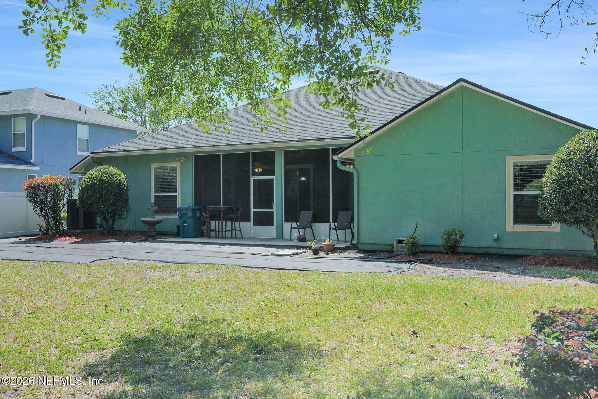 13745 VICTORIA LAKES Drive