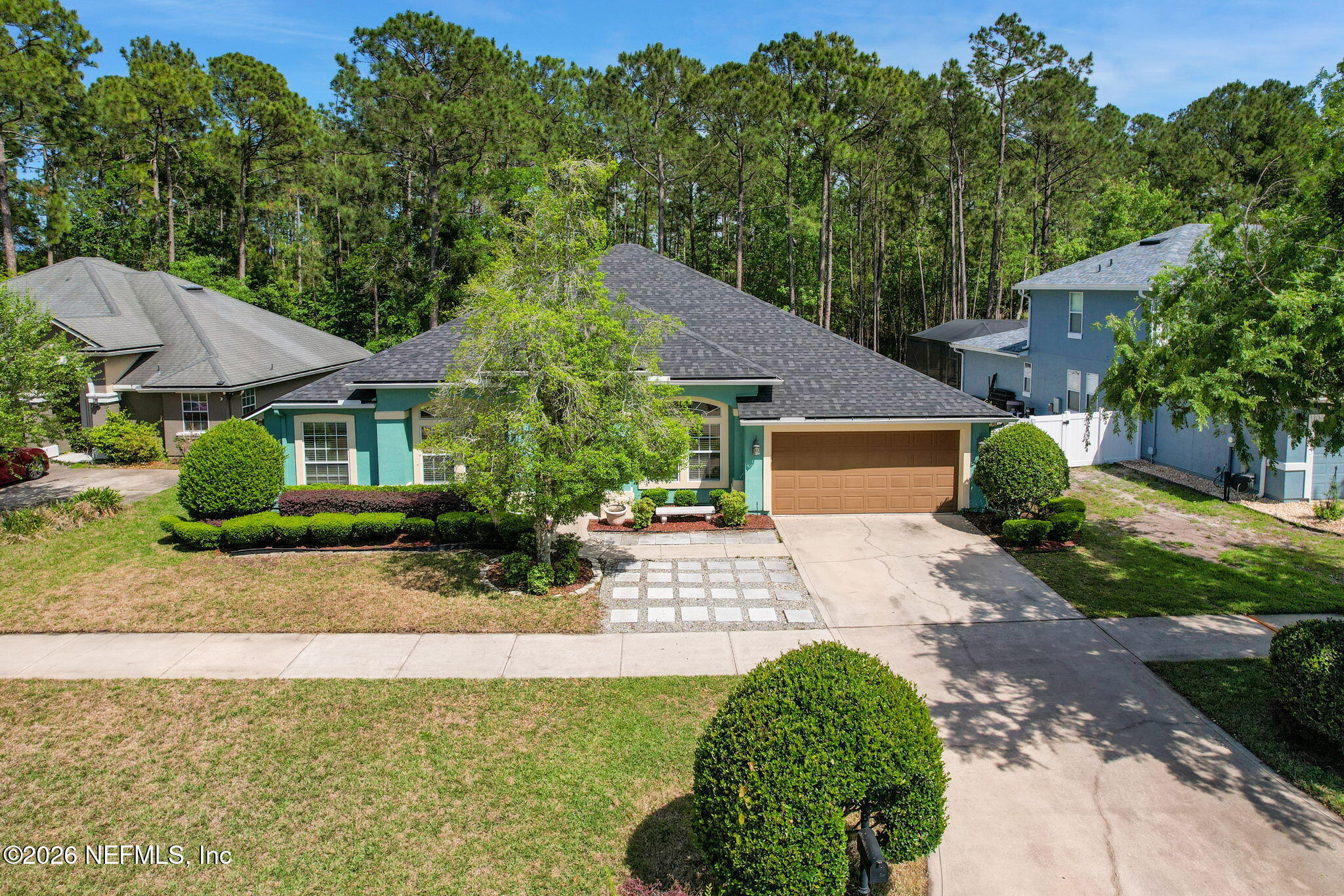 13745 VICTORIA LAKES Drive