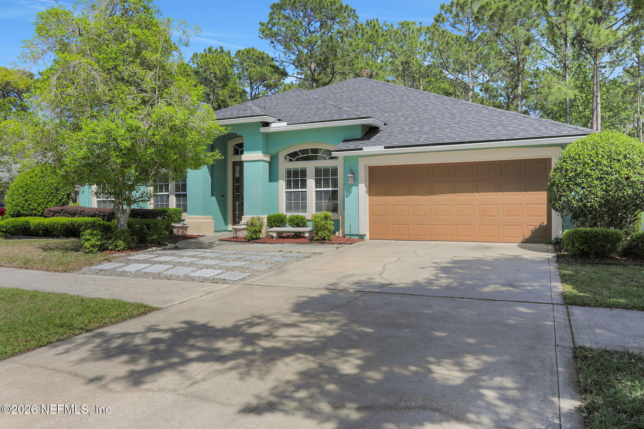 13745 VICTORIA LAKES Drive