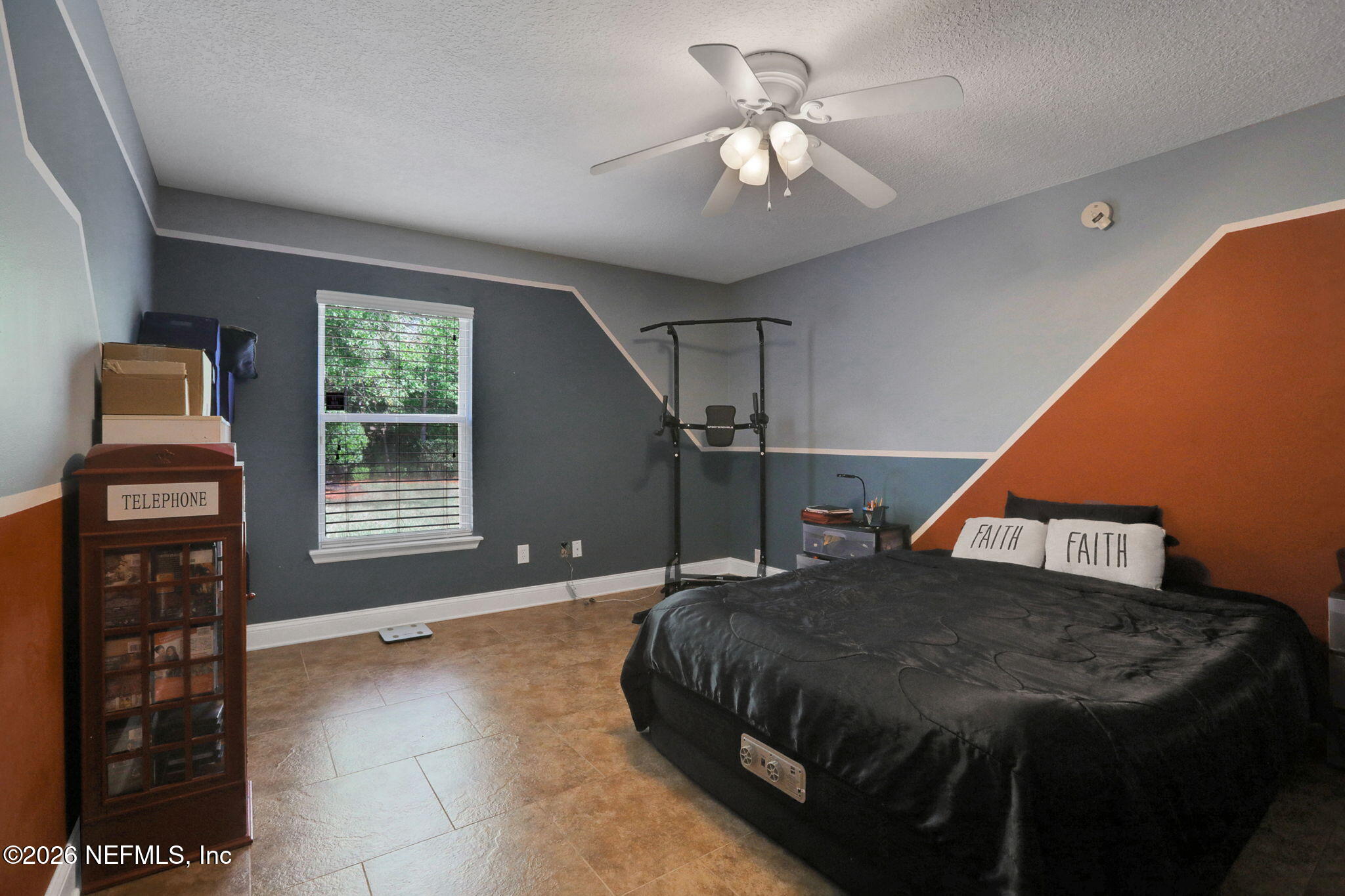 13745 VICTORIA LAKES Drive