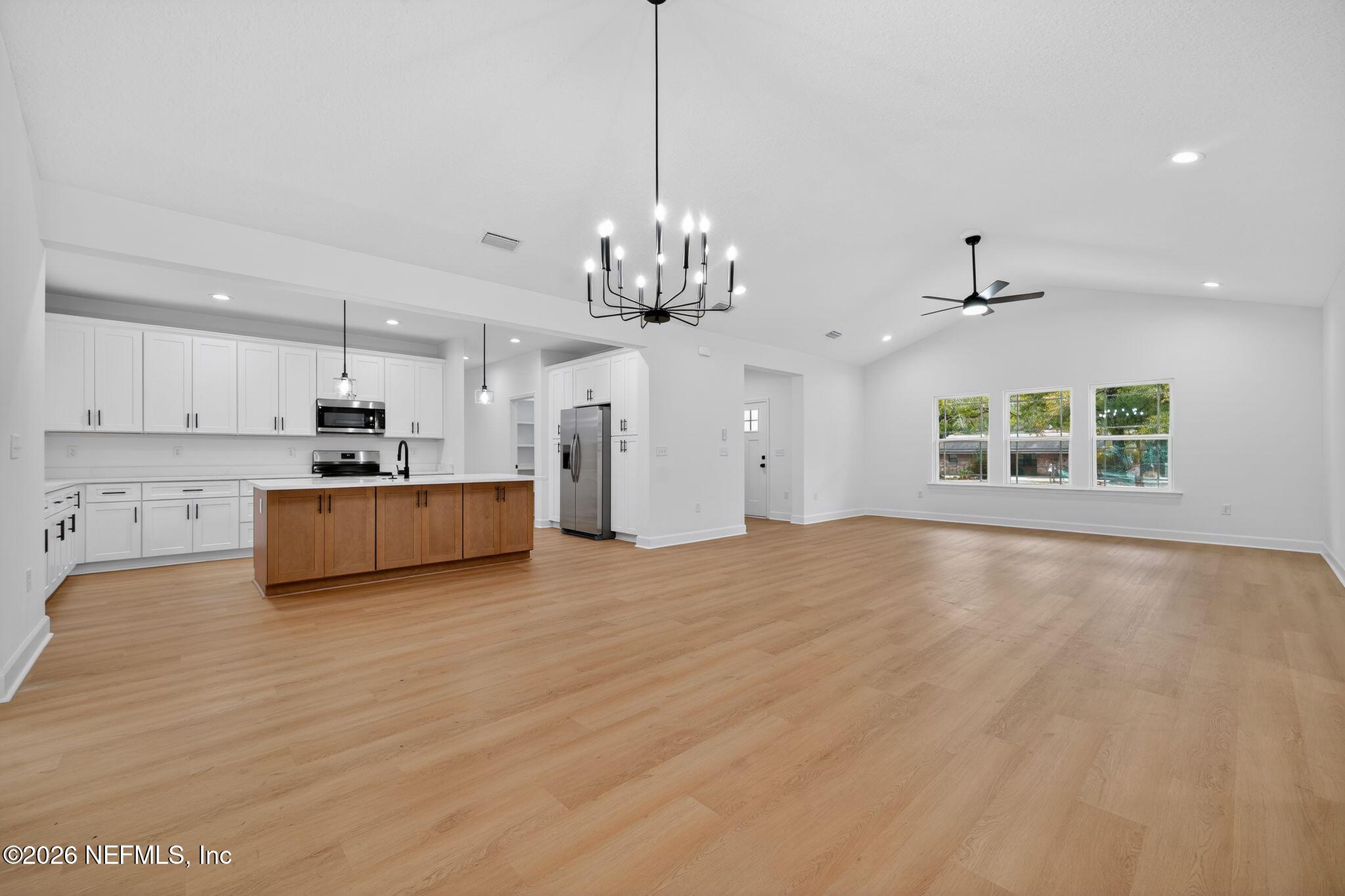 20 YUCCA Street