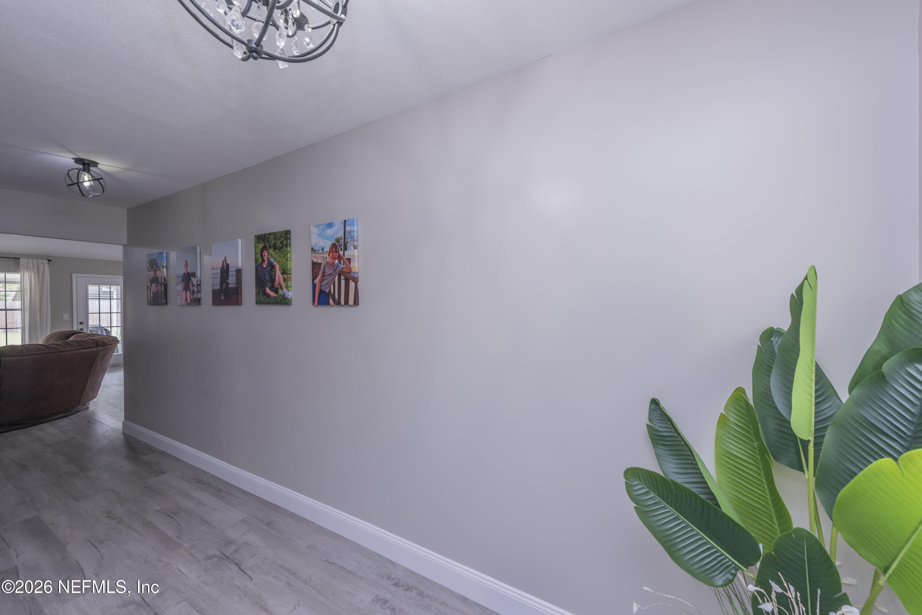 1600 COUNTRY CHARM Lane W