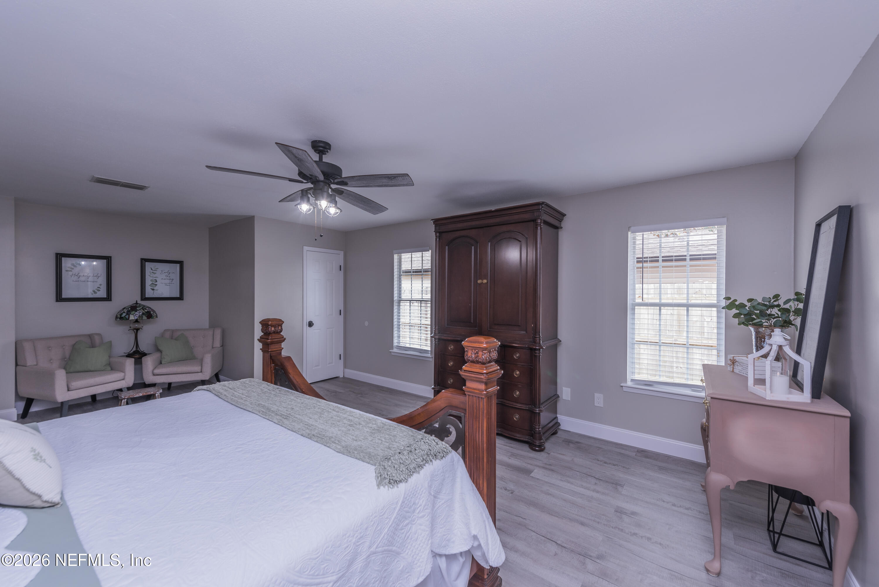 1600 COUNTRY CHARM Lane W