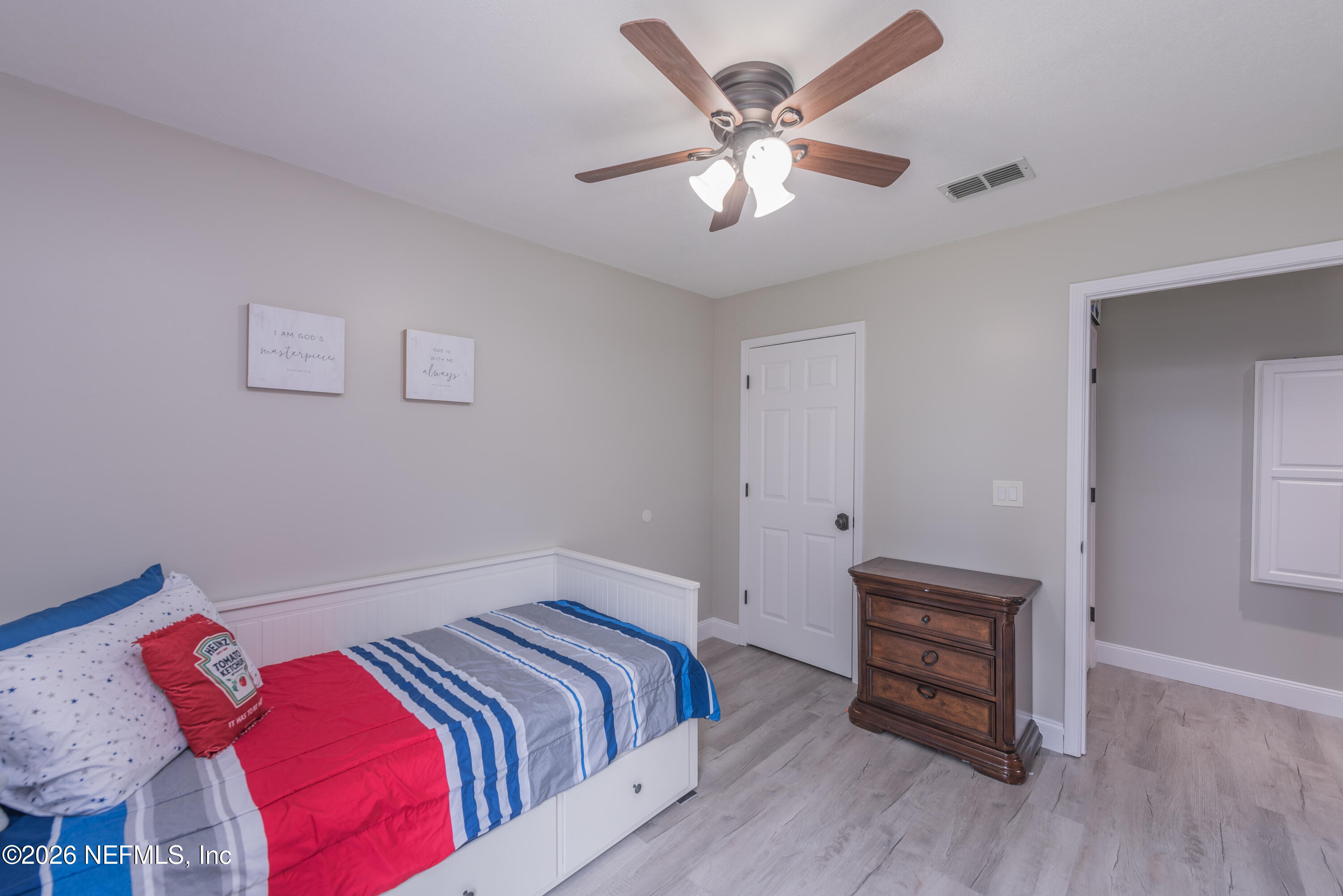 1600 COUNTRY CHARM Lane W