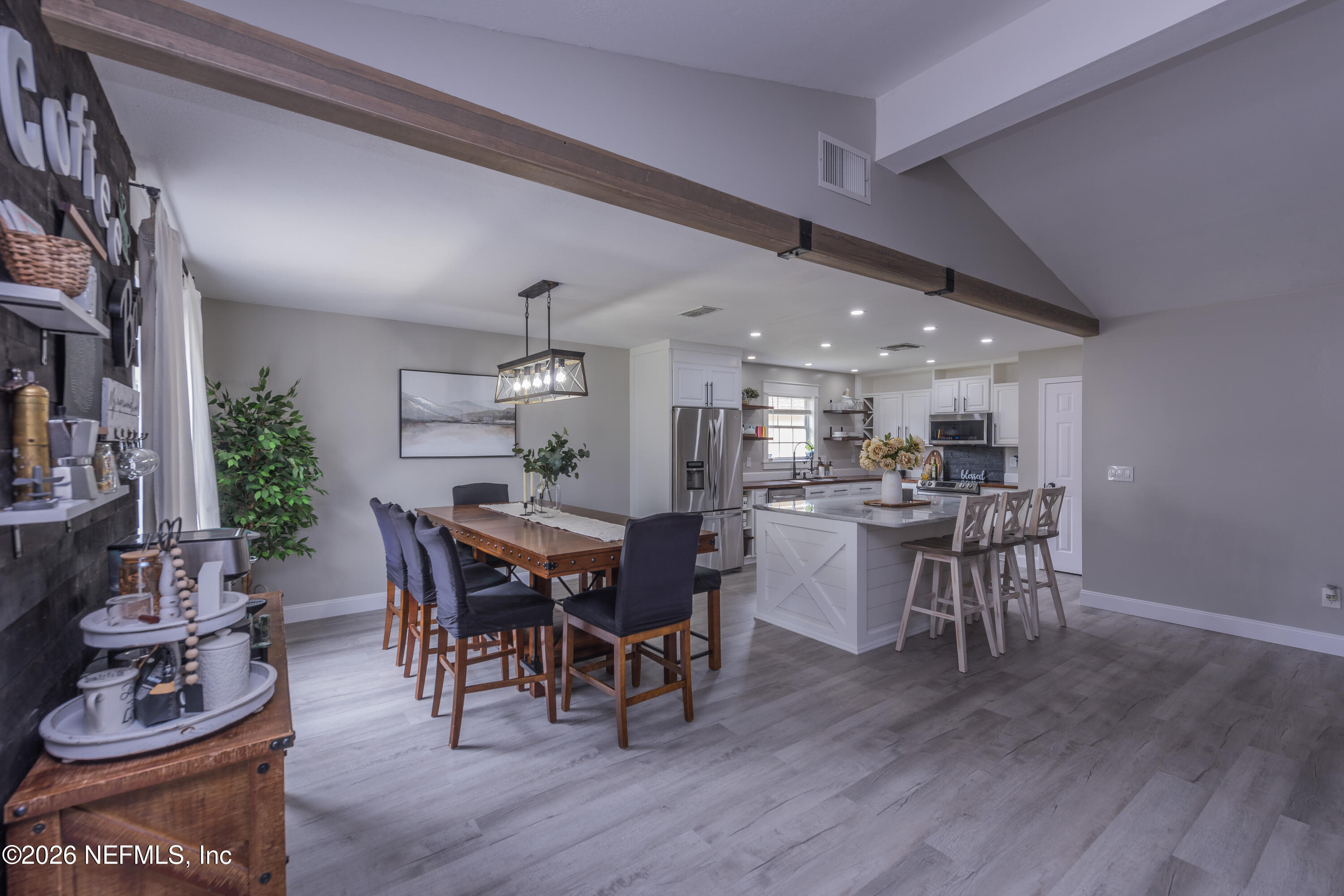 1600 COUNTRY CHARM Lane W