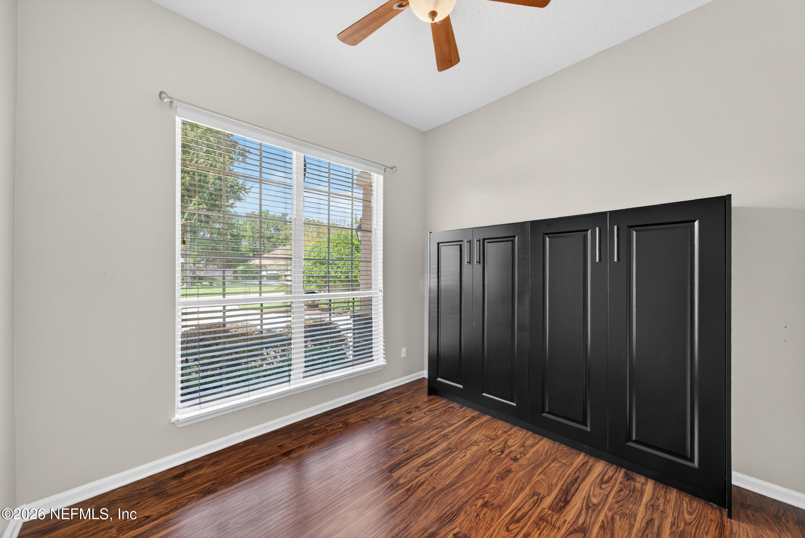 1819 SENTRY OAK Court