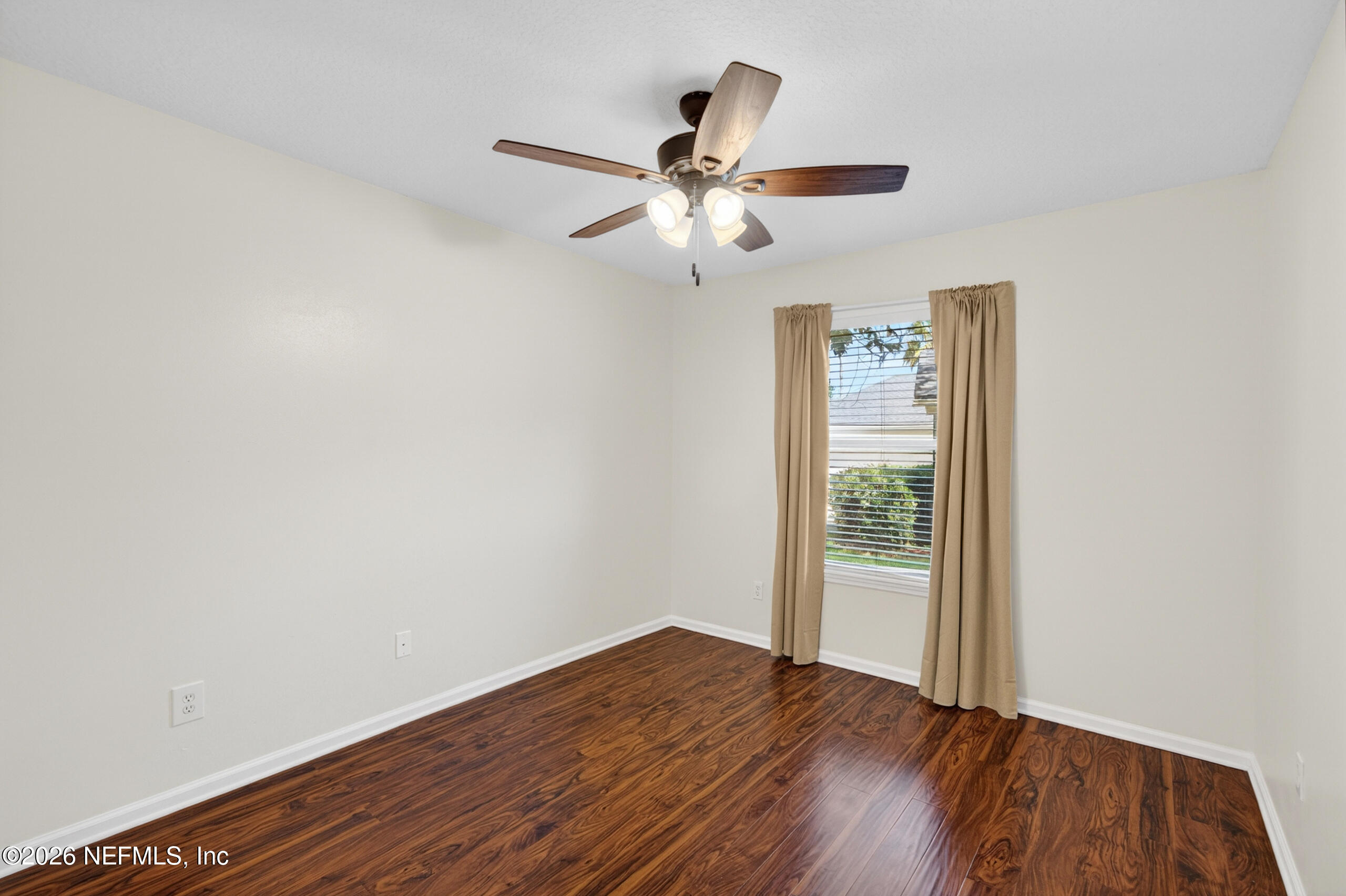 1819 SENTRY OAK Court