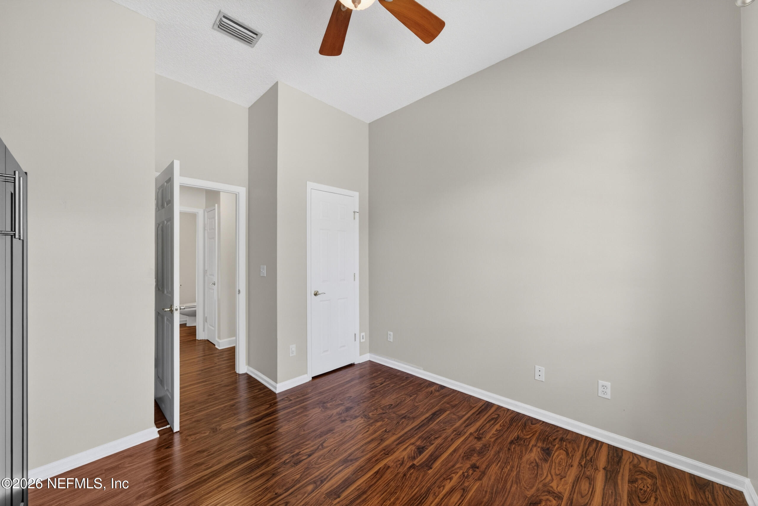 1819 SENTRY OAK Court