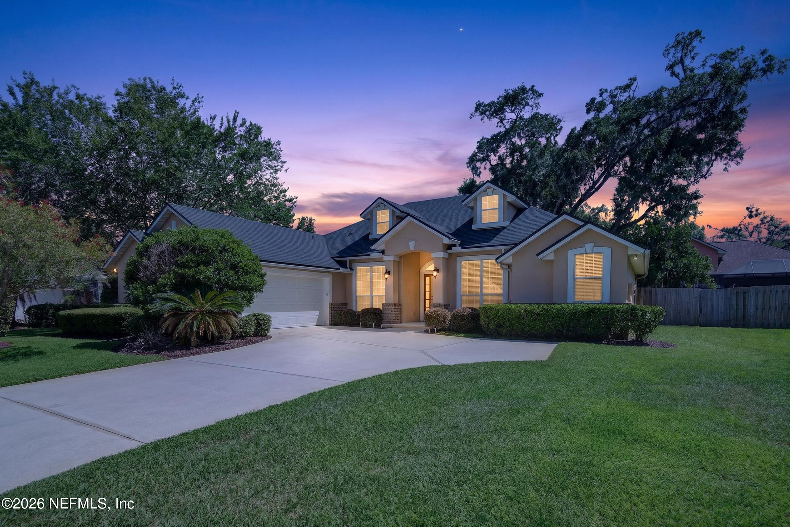 1819 SENTRY OAK Court