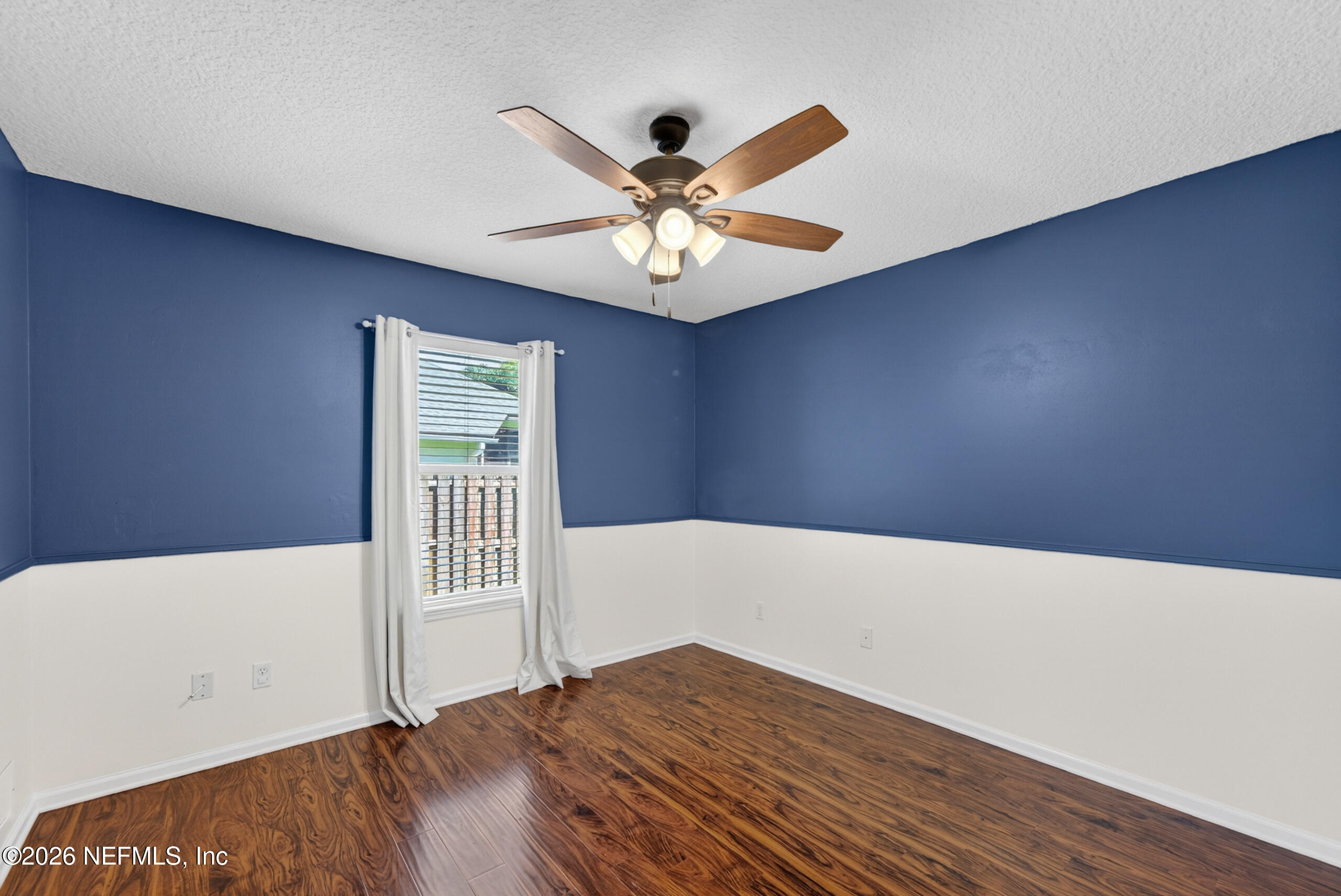 1819 SENTRY OAK Court