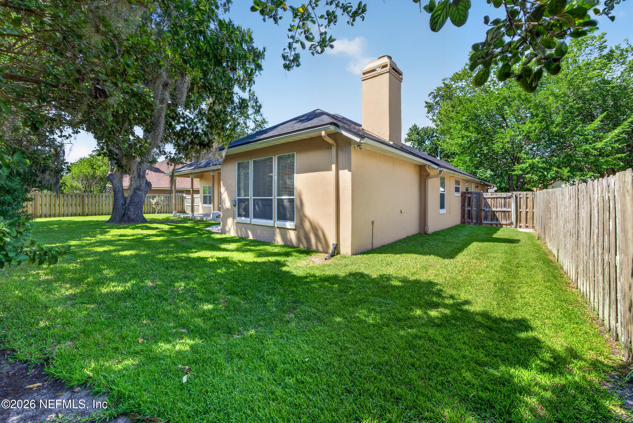 1819 SENTRY OAK Court
