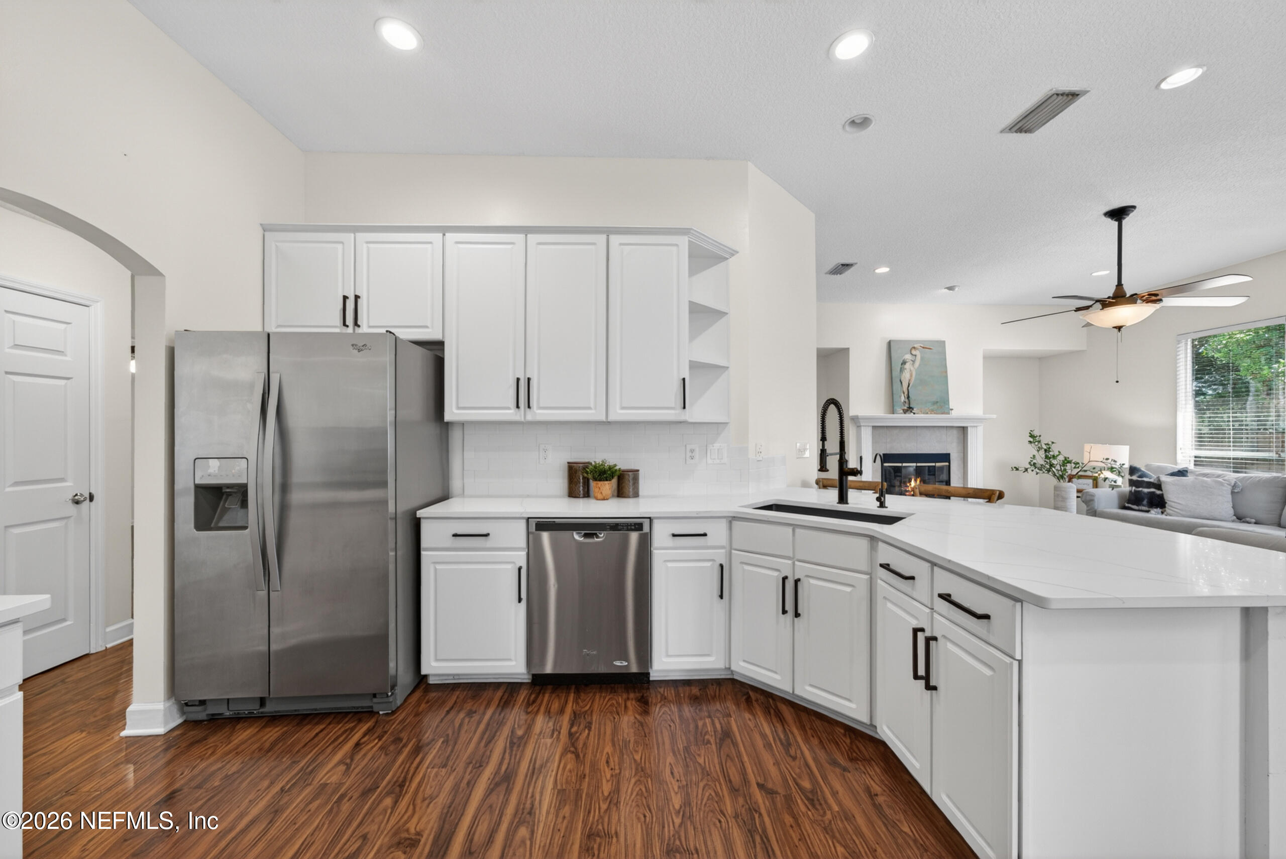 1819 SENTRY OAK Court