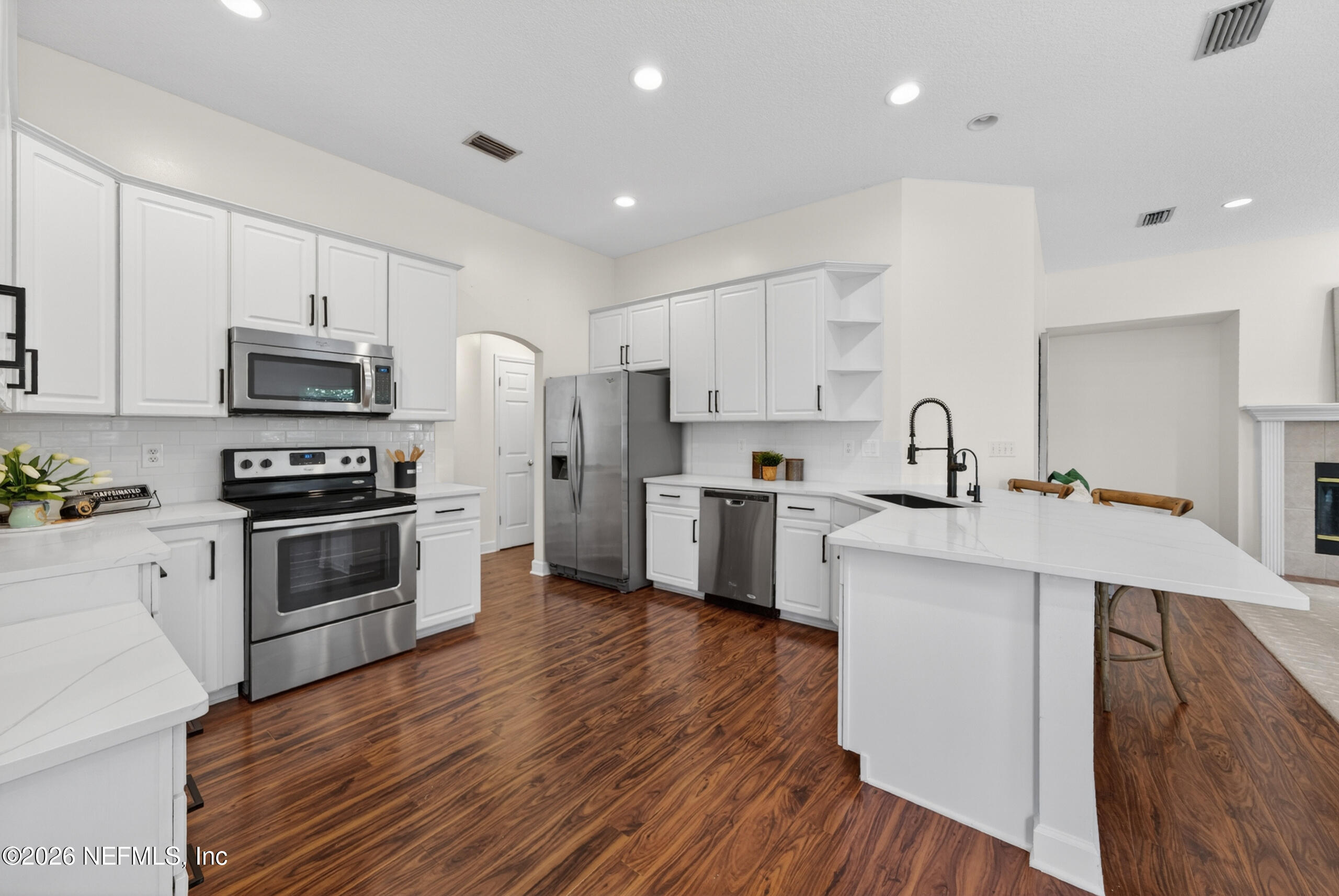 1819 SENTRY OAK Court