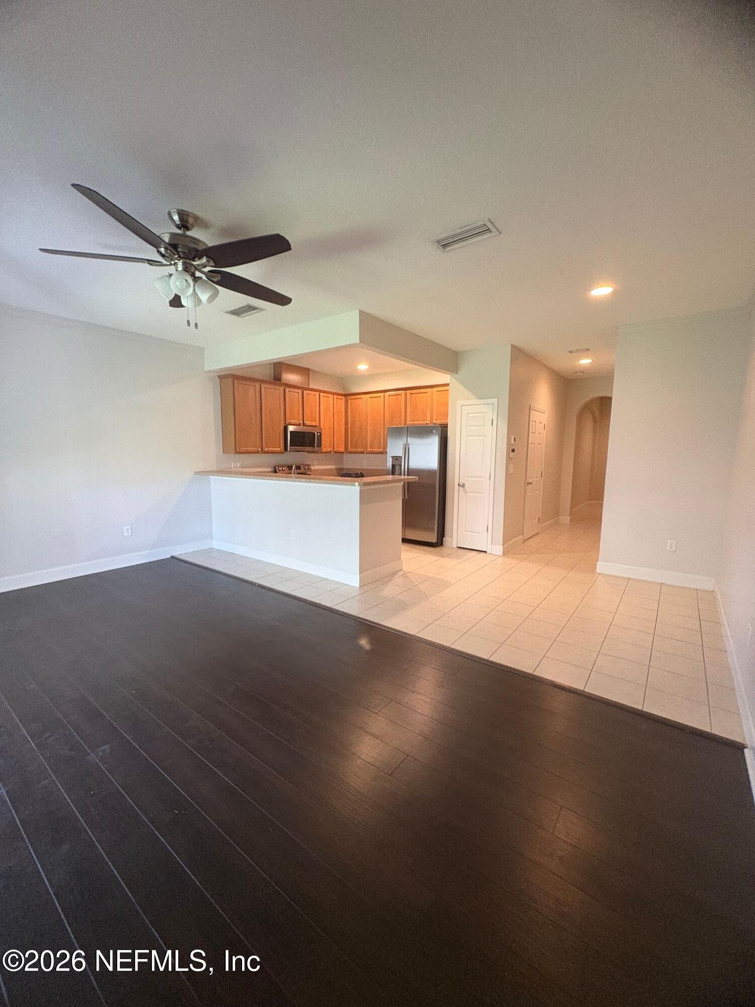 607 CRYSTAL Way