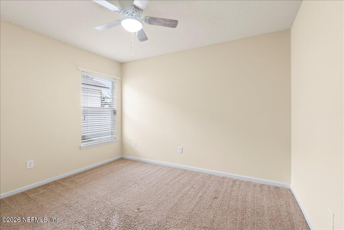 945 RAINDROP Lane