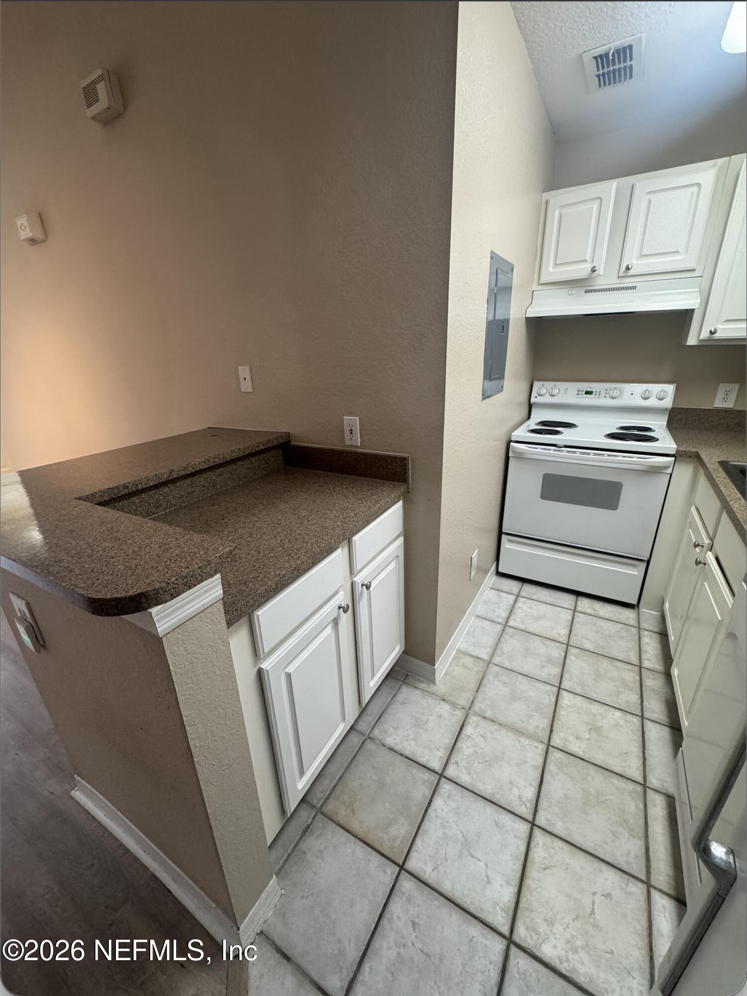 13703 RICHMOND PARK Drive N 3310