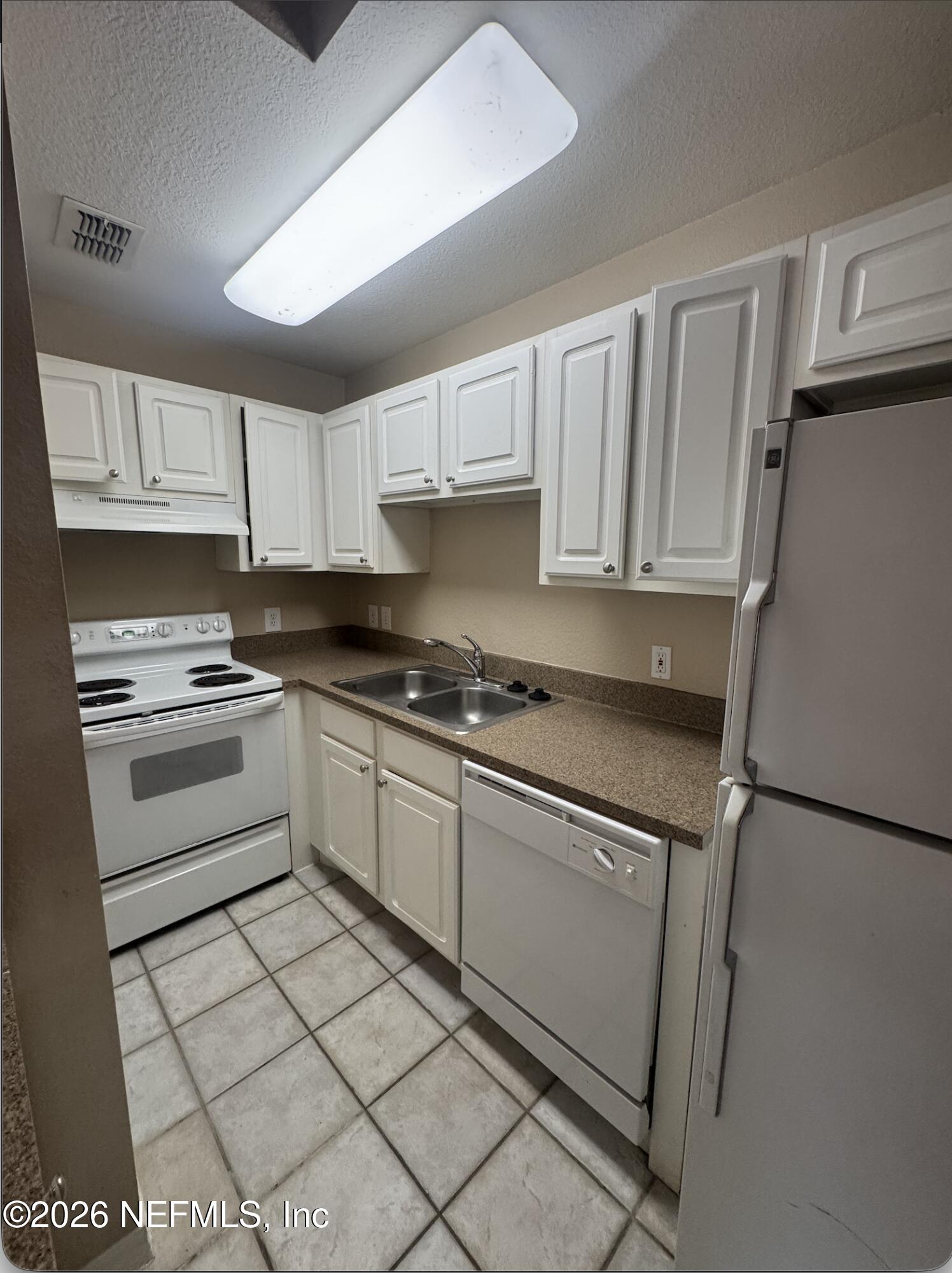 13703 RICHMOND PARK Drive N 3310