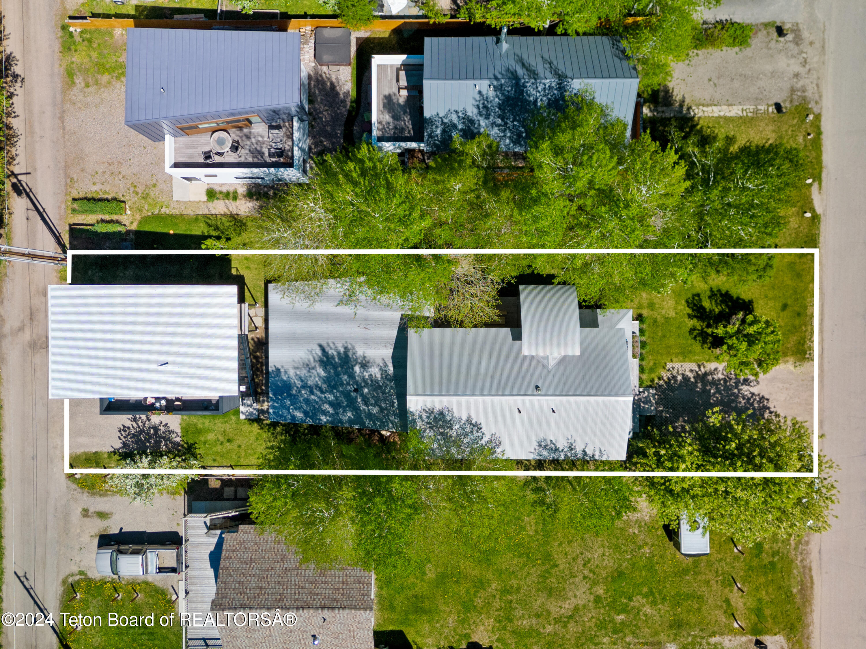 665 E CACHE CREEK Drive