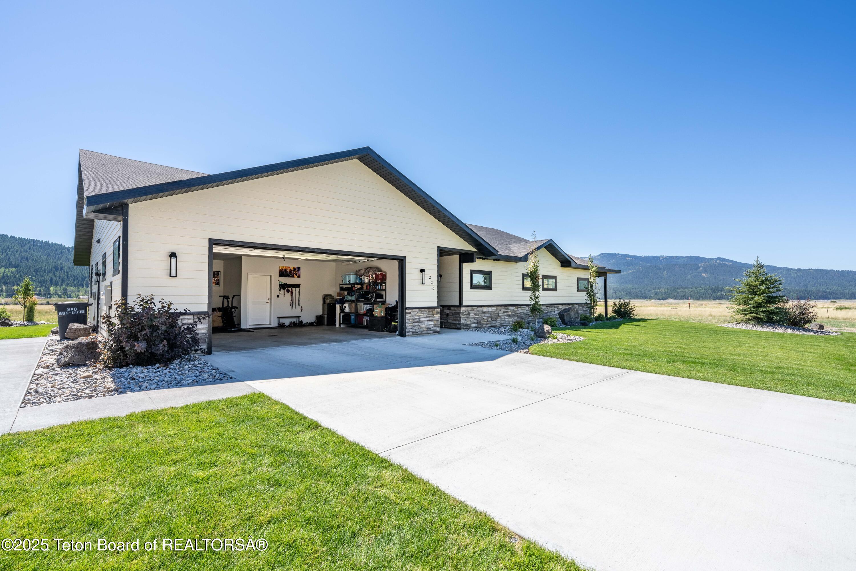 225 SWEETGRASS Trail