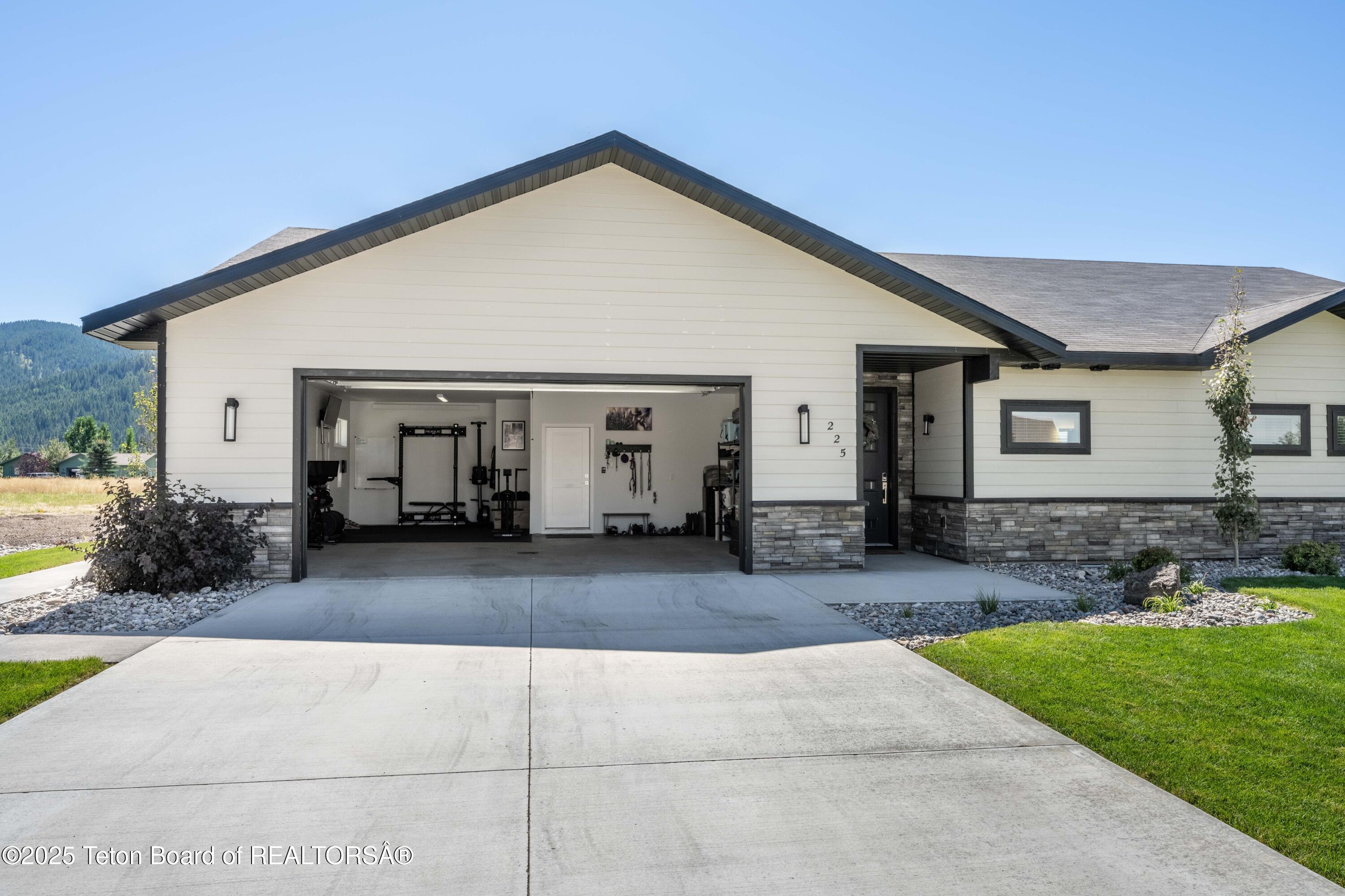 225 SWEETGRASS Trail