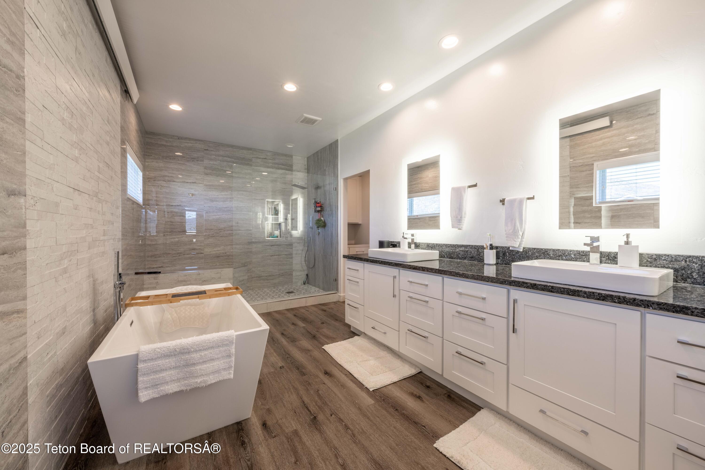 225 SWEETGRASS Trail