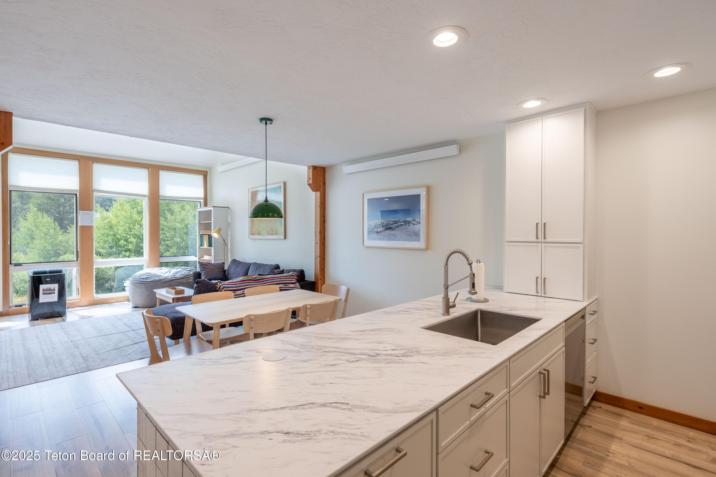 3548 N LAKE CREEK DRIVE, 2223