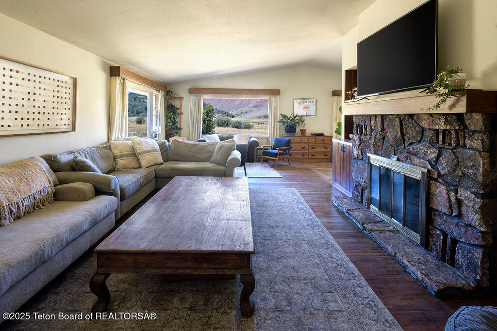 1000 N SPRING GULCH Road