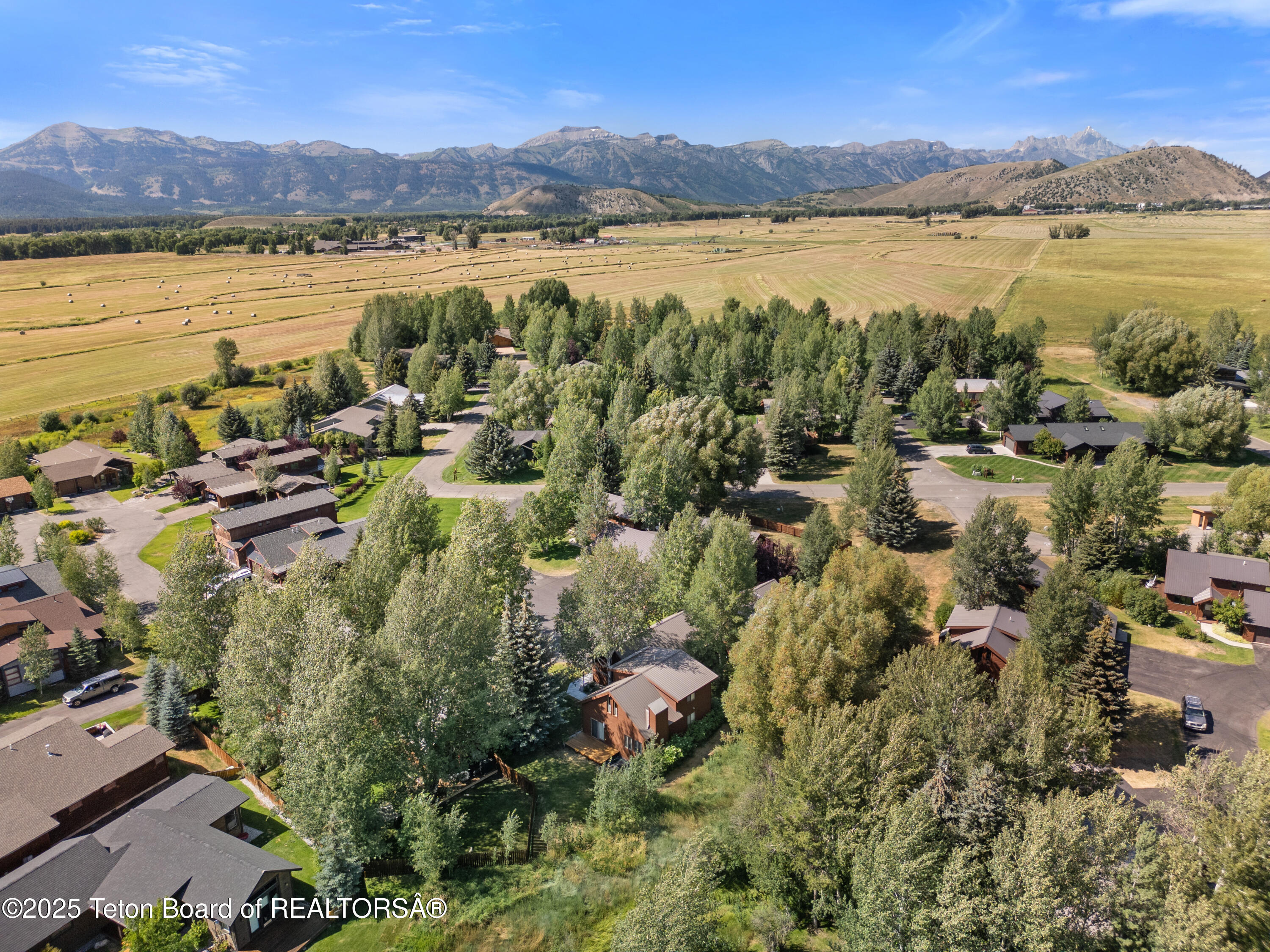 3150 W KING EIDER Road
