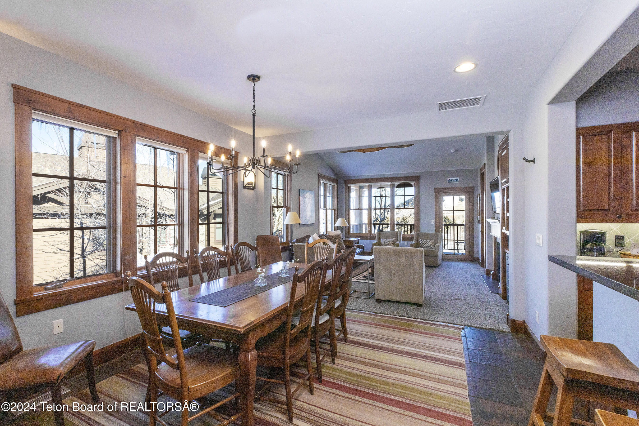 531 SNOW KING Loop, 3130