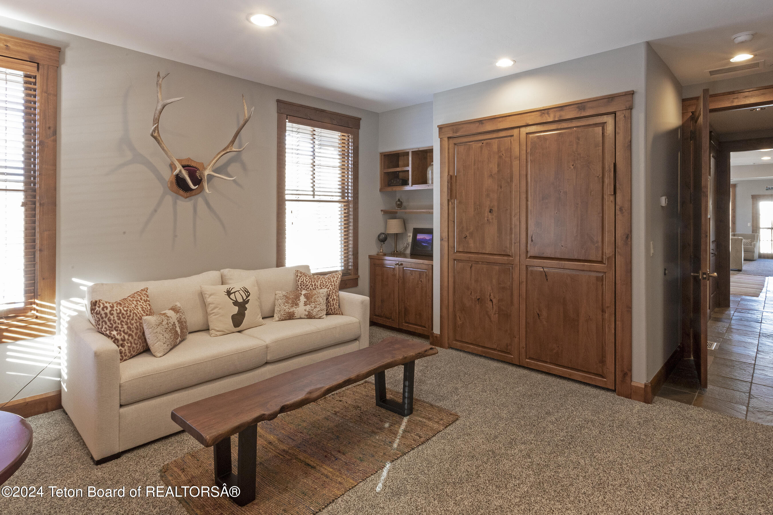 531 SNOW KING Loop, 3130