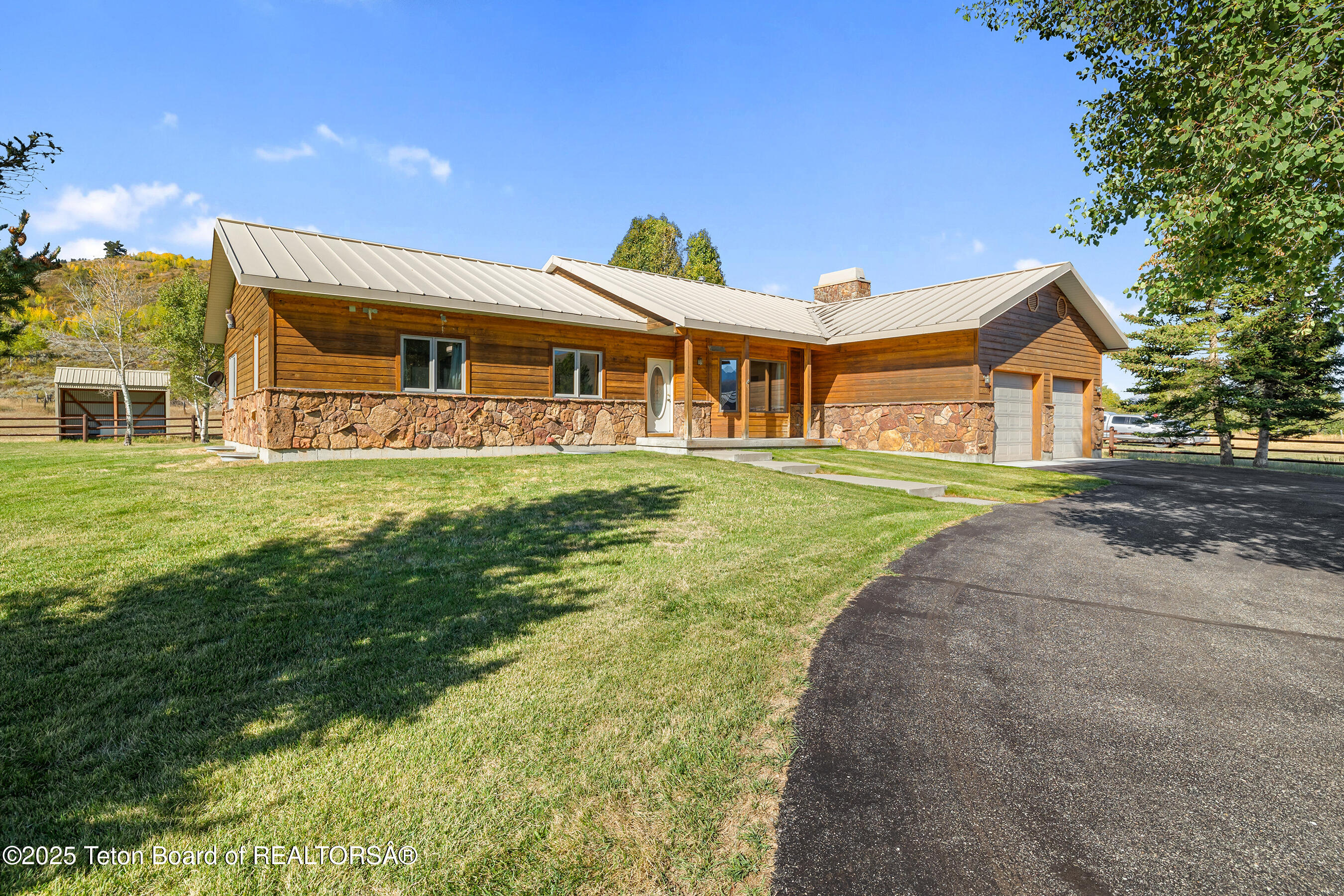 1500 E KDC Lane
