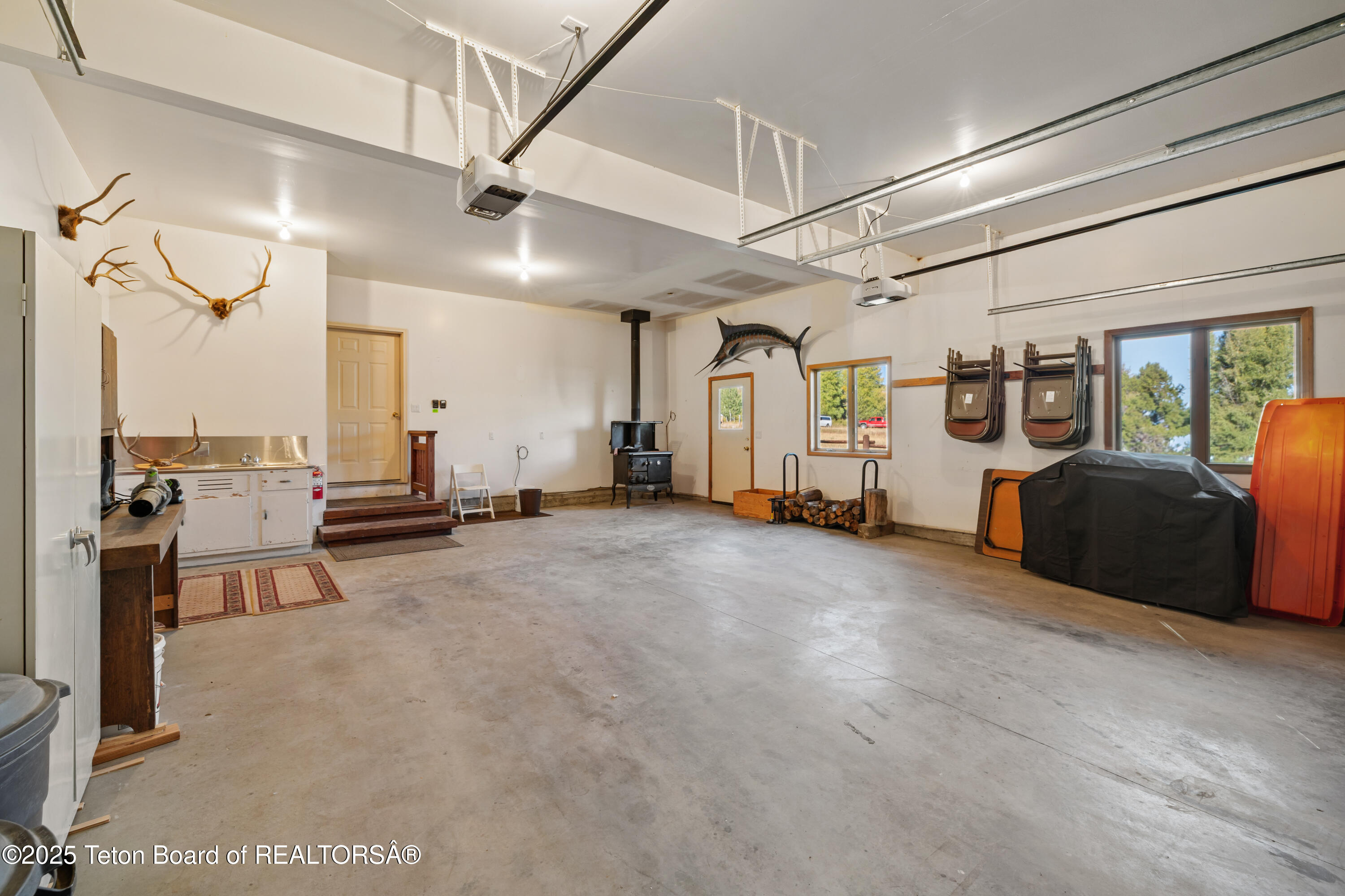 1500 E KDC Lane