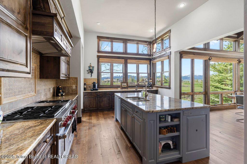 380 COTTONGRASS Road