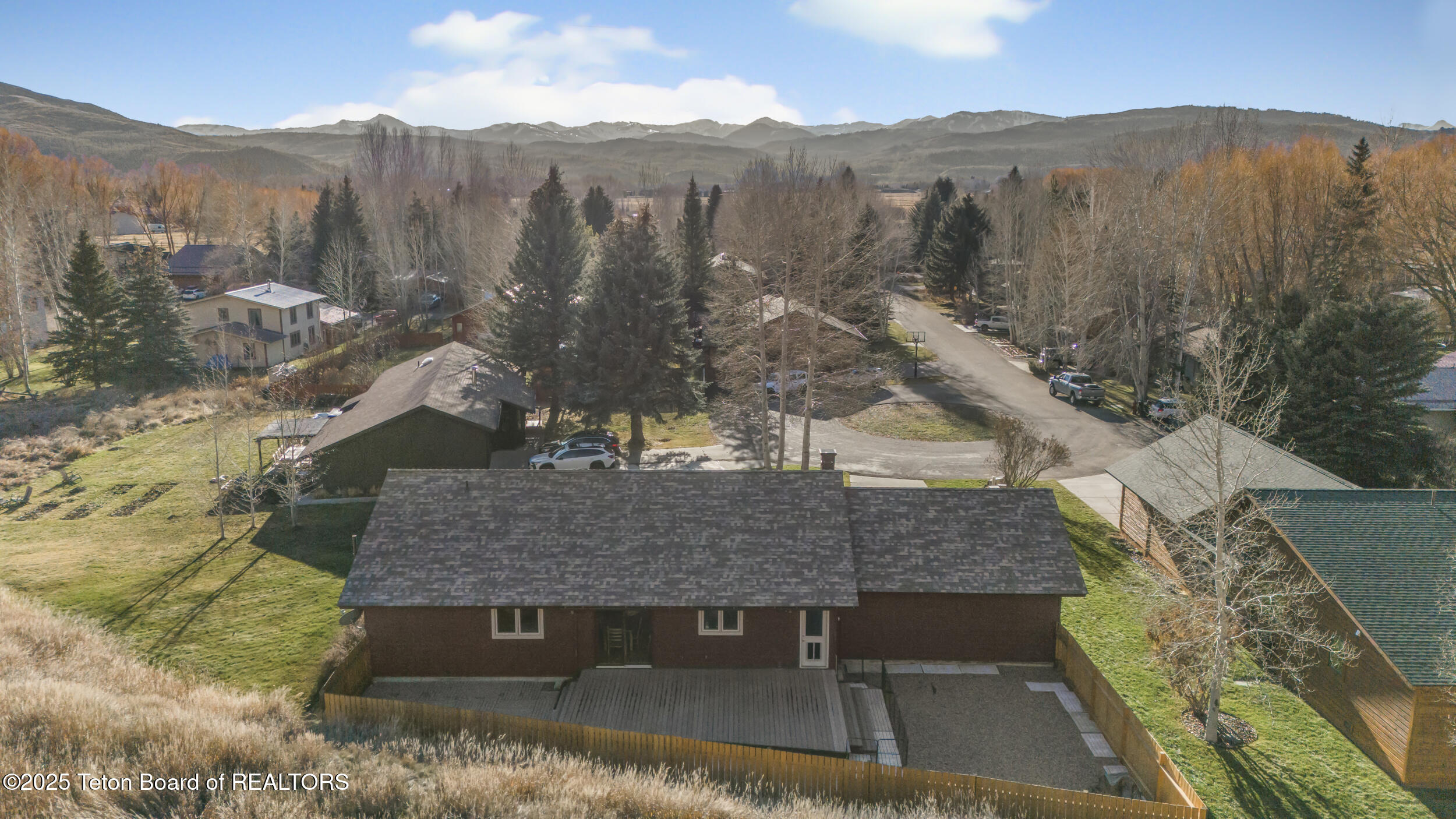 1000 W LONGHORN Drive