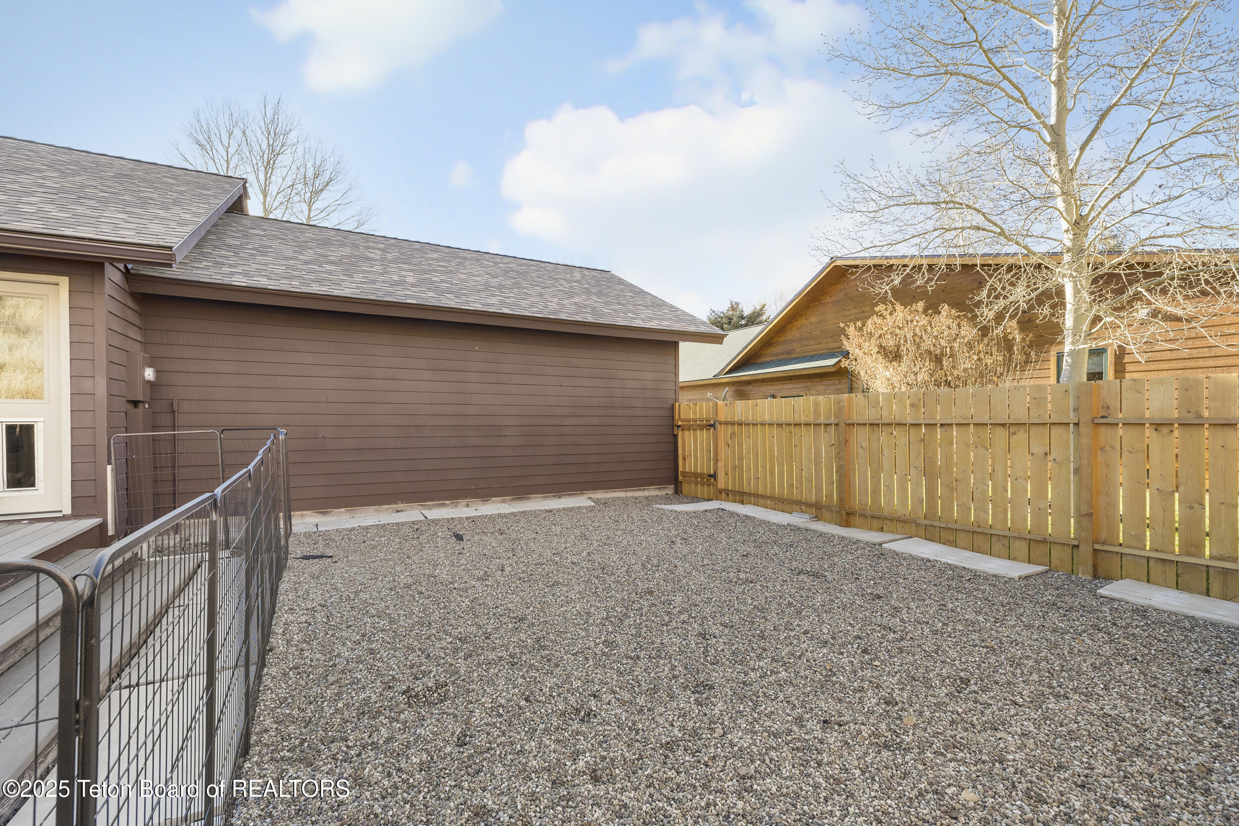 1000 W LONGHORN Drive