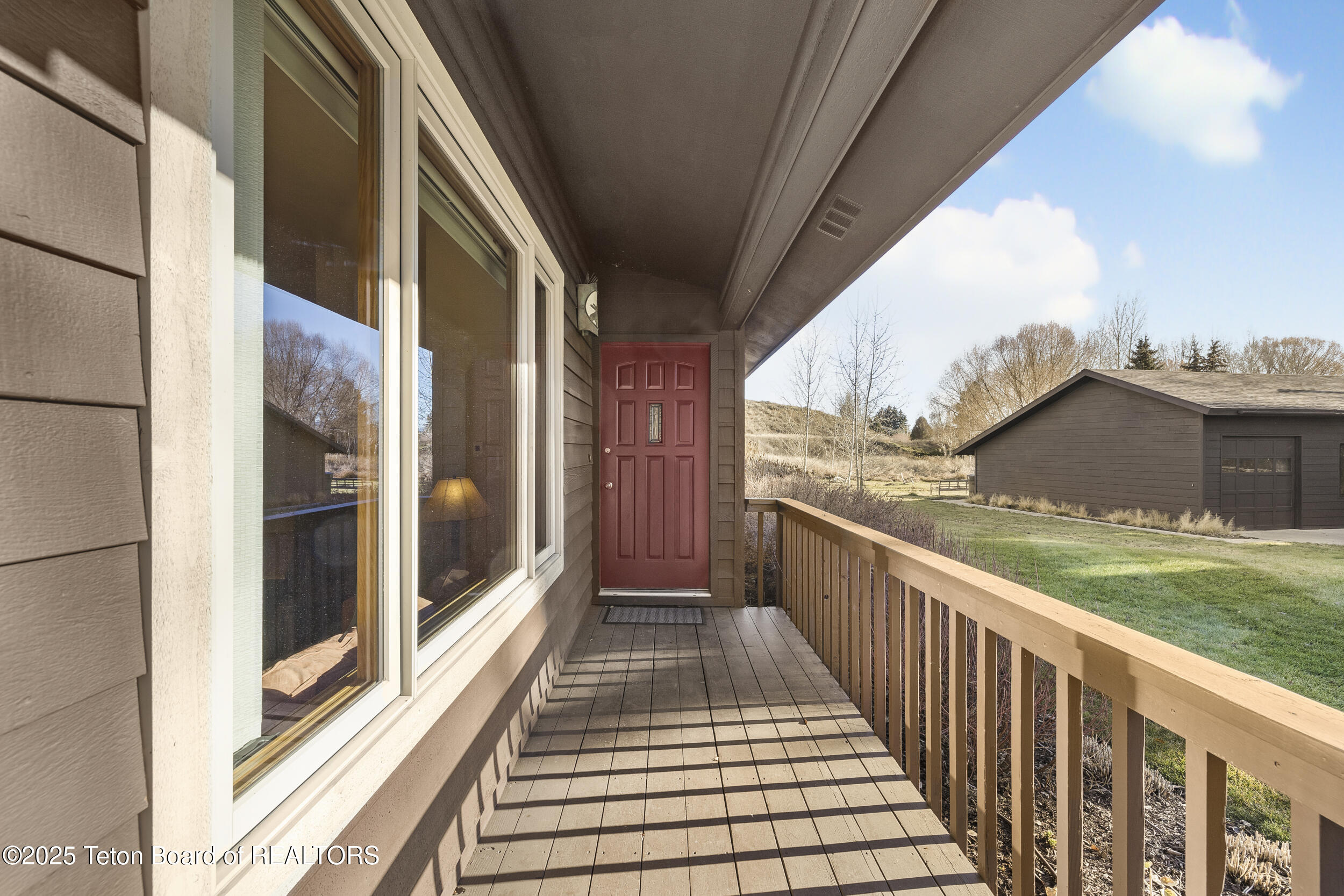 1000 W LONGHORN Drive