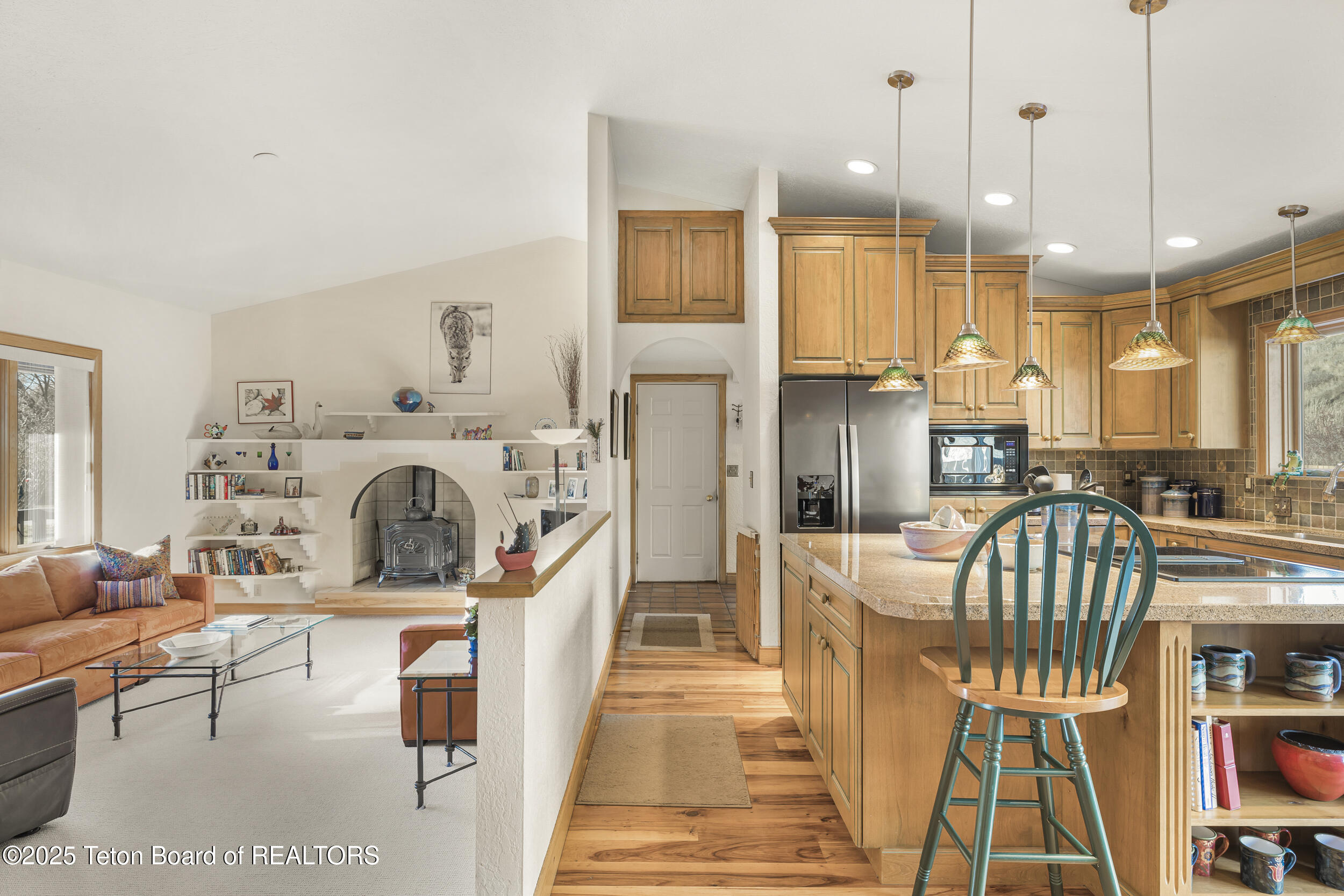 1000 W LONGHORN Drive