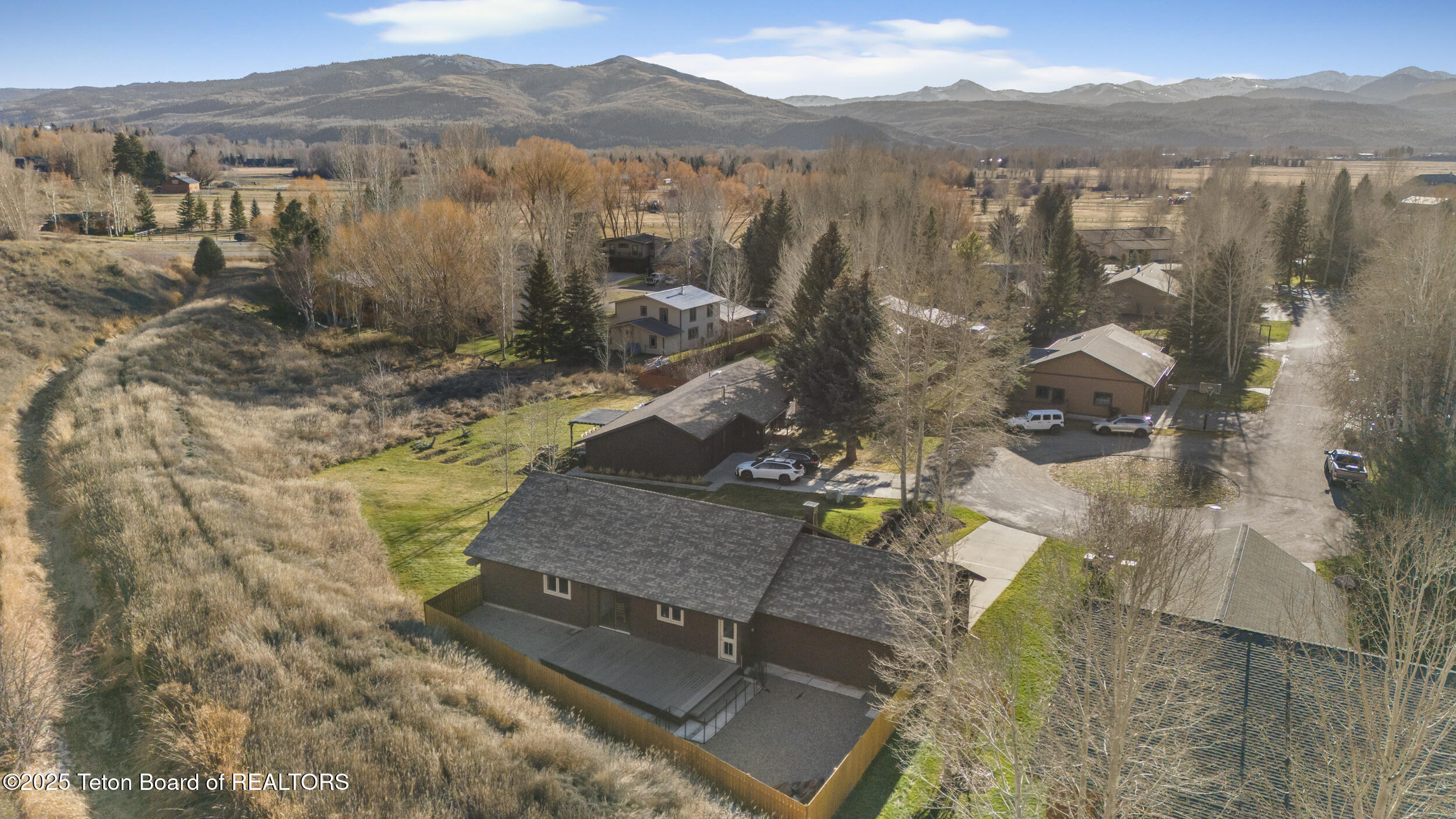 1000 W LONGHORN Drive